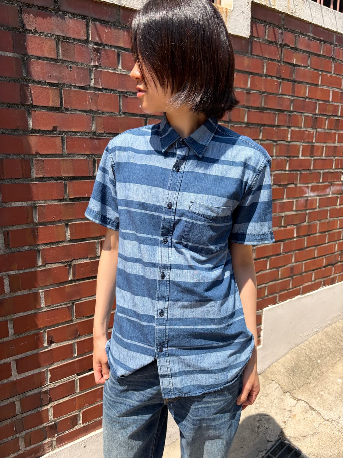 GAP 데님 스트라이프 반팔 셔츠 상품이미지1