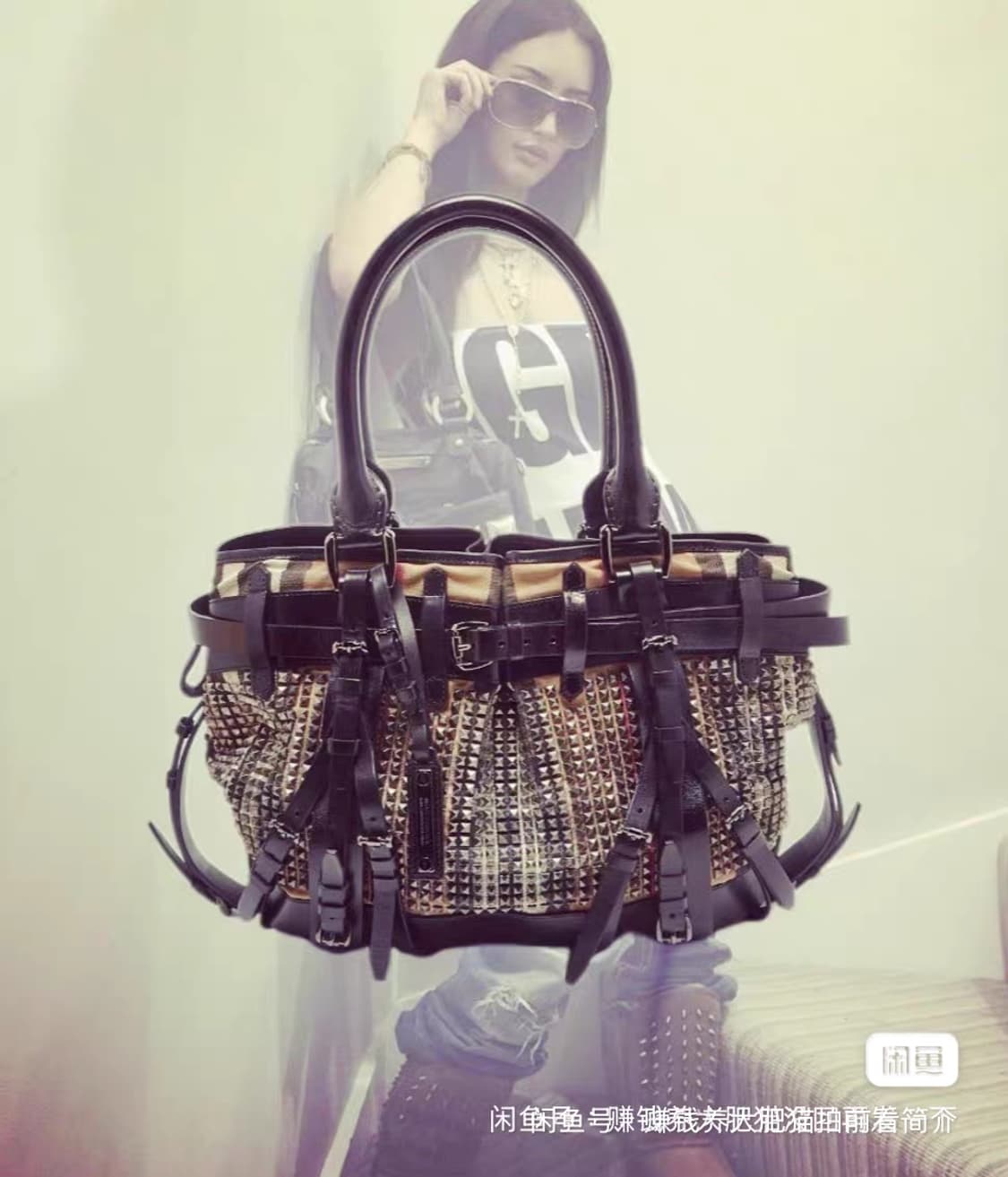 버버리 프로섬 스터드 나이트 백 상품이미지2