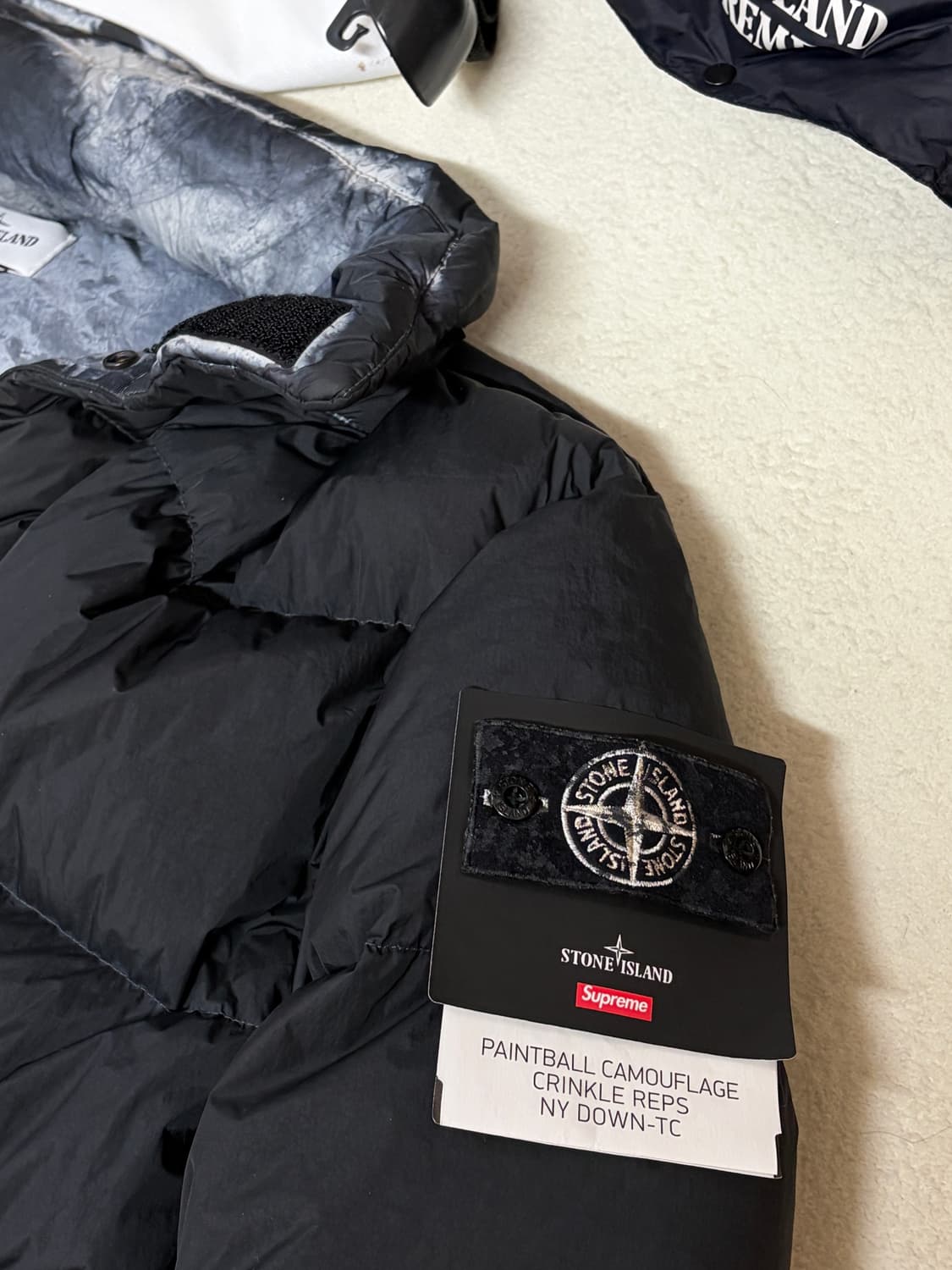 스톤아일랜드 슈프림 크링클랩스 패딩 L 스톤아일랜드 슈프림 페인트볼 카모 상품이미지2