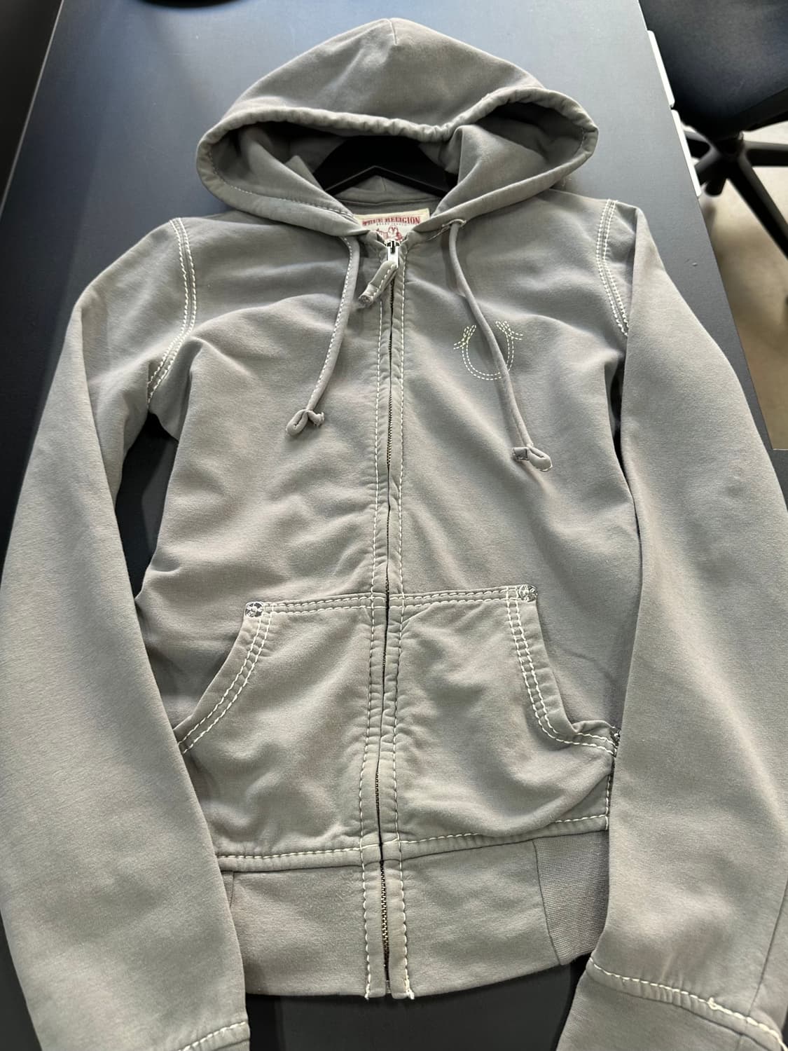 트루릴리전 스티치 워시드그레이 후드집업 상품이미지4