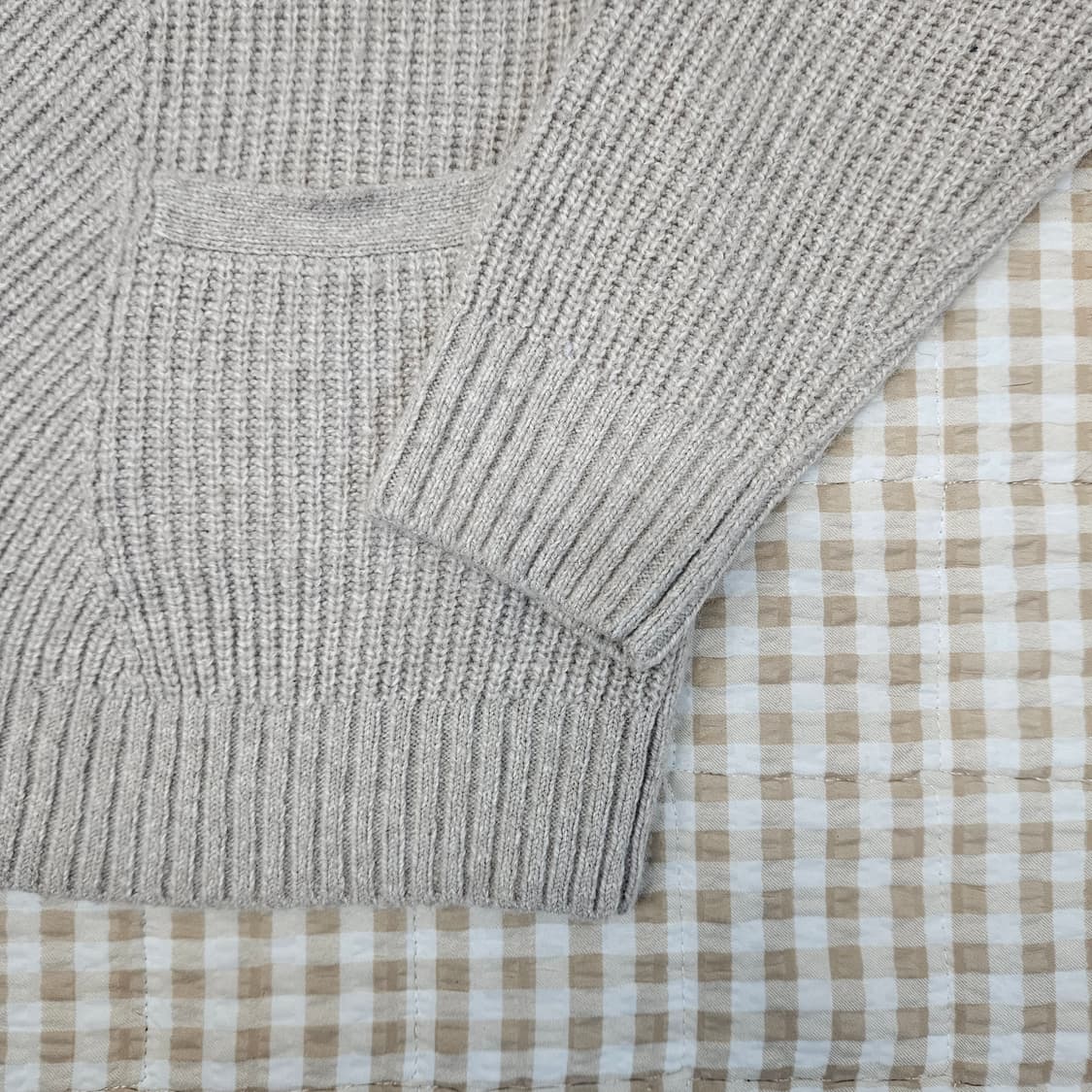 지오지아 브이넥 니트 가디건 남자100 상품이미지4