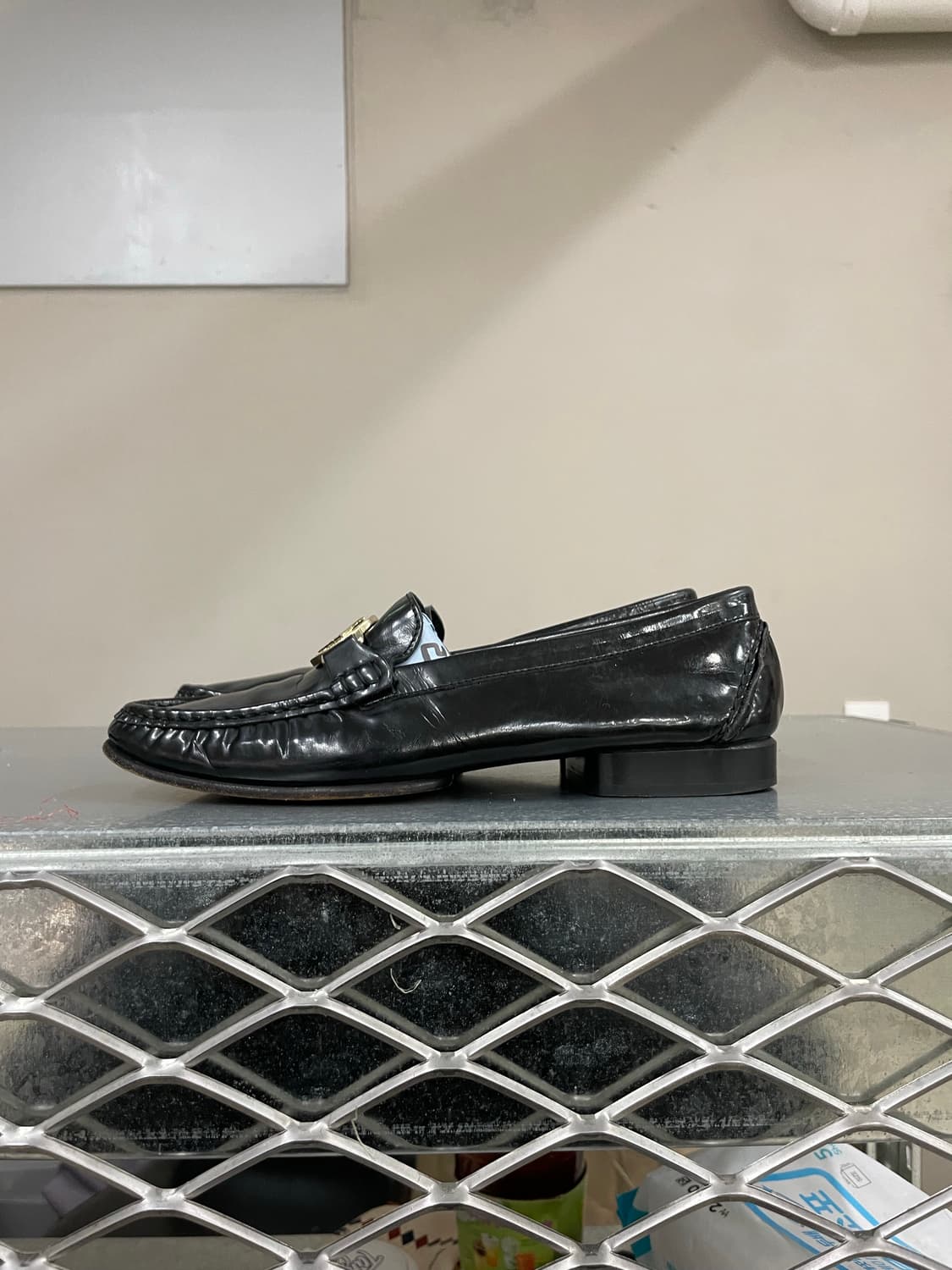 베르사체 메두사 레더 로퍼 EU37 상품이미지1