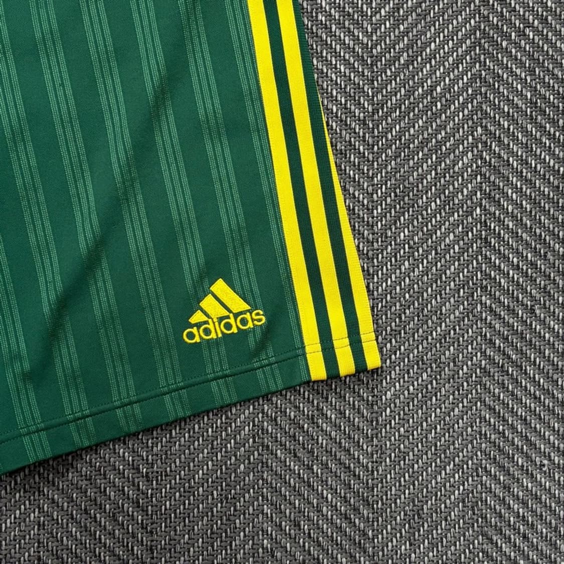 아디다스 스트라이프 트레이닝 숏츠 v2825 상품이미지6