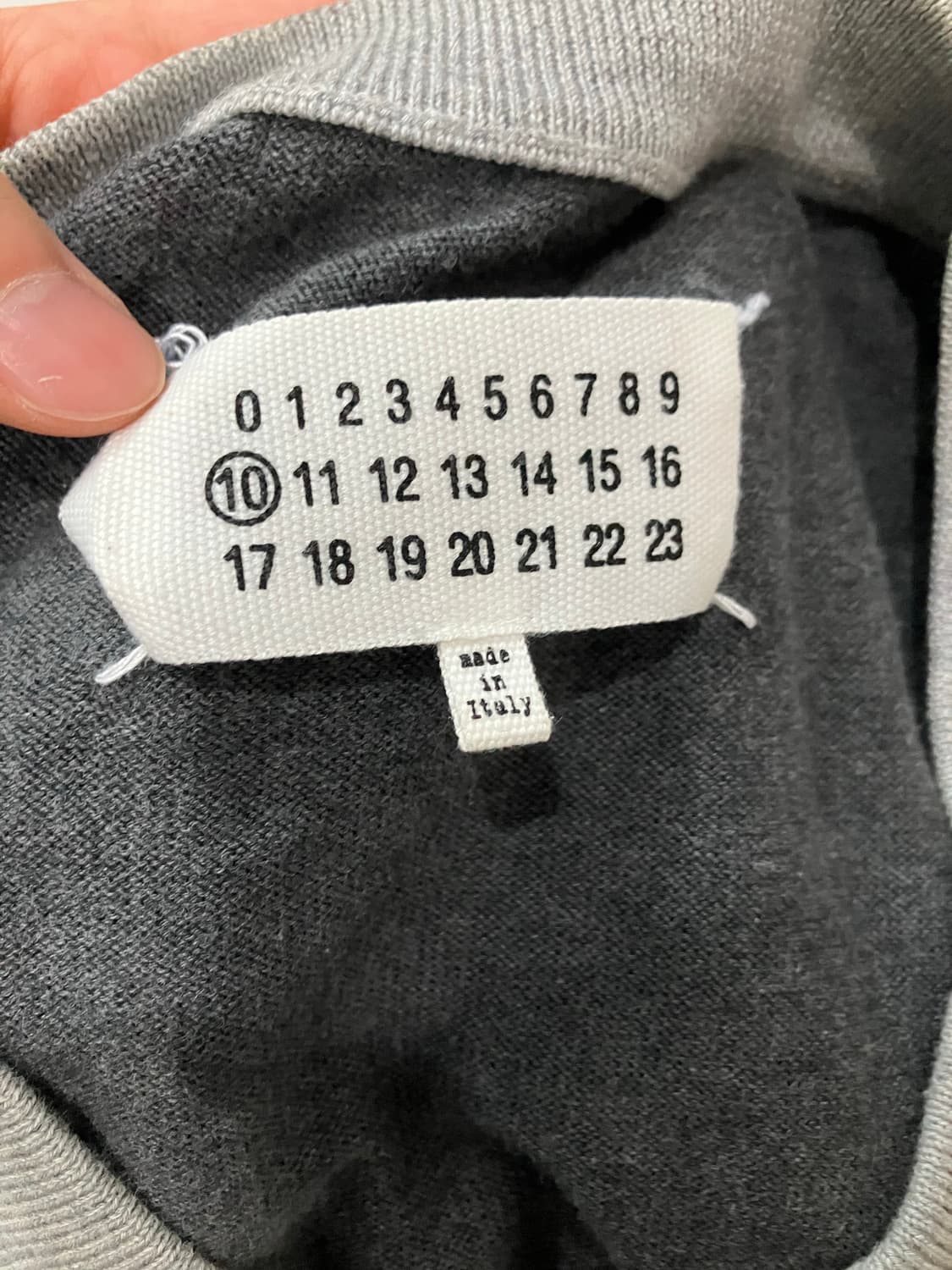 마르지엘라 브이넥 니트 상품이미지4