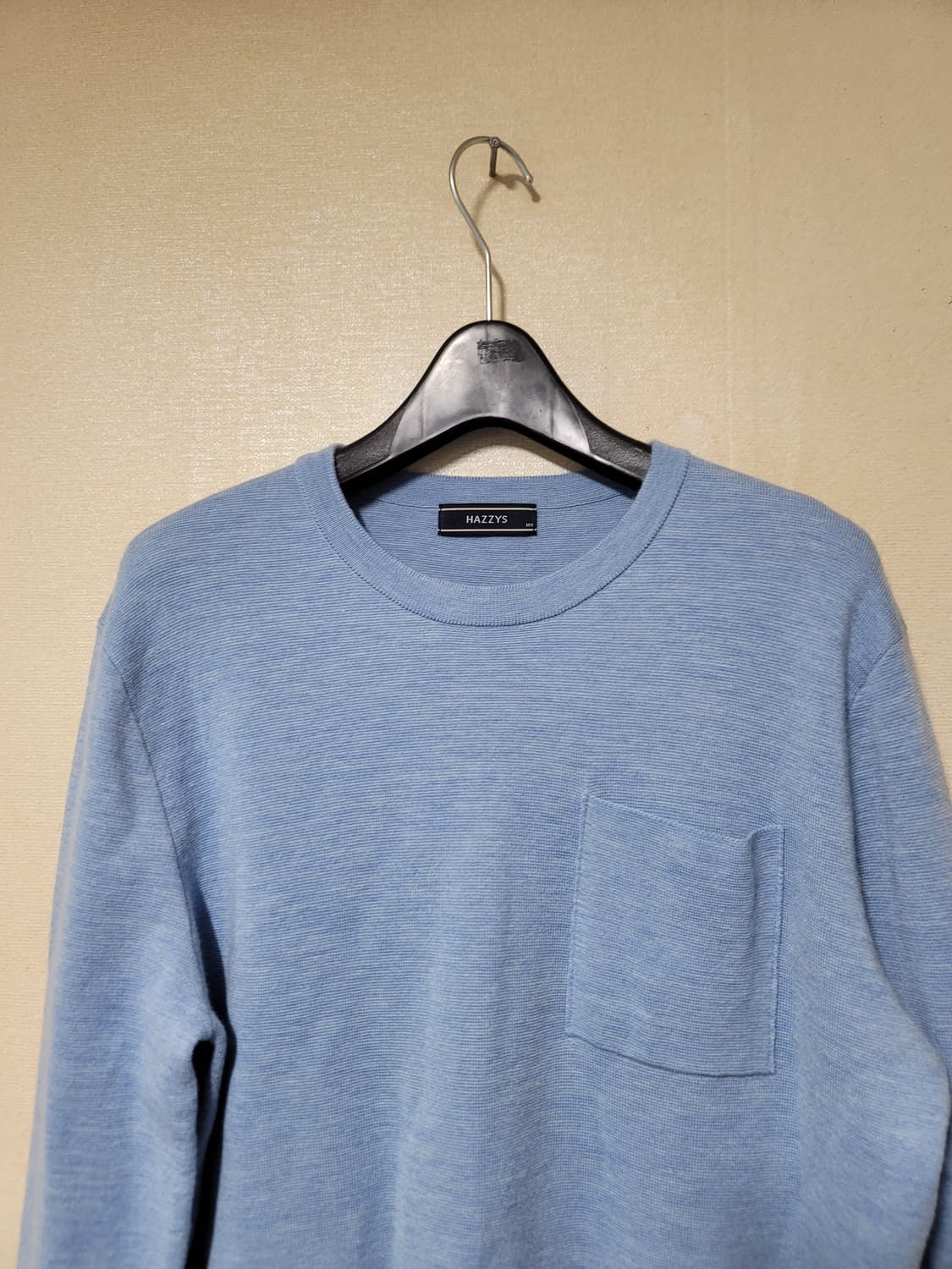 헤지스 포켓배색 니트 상품이미지2