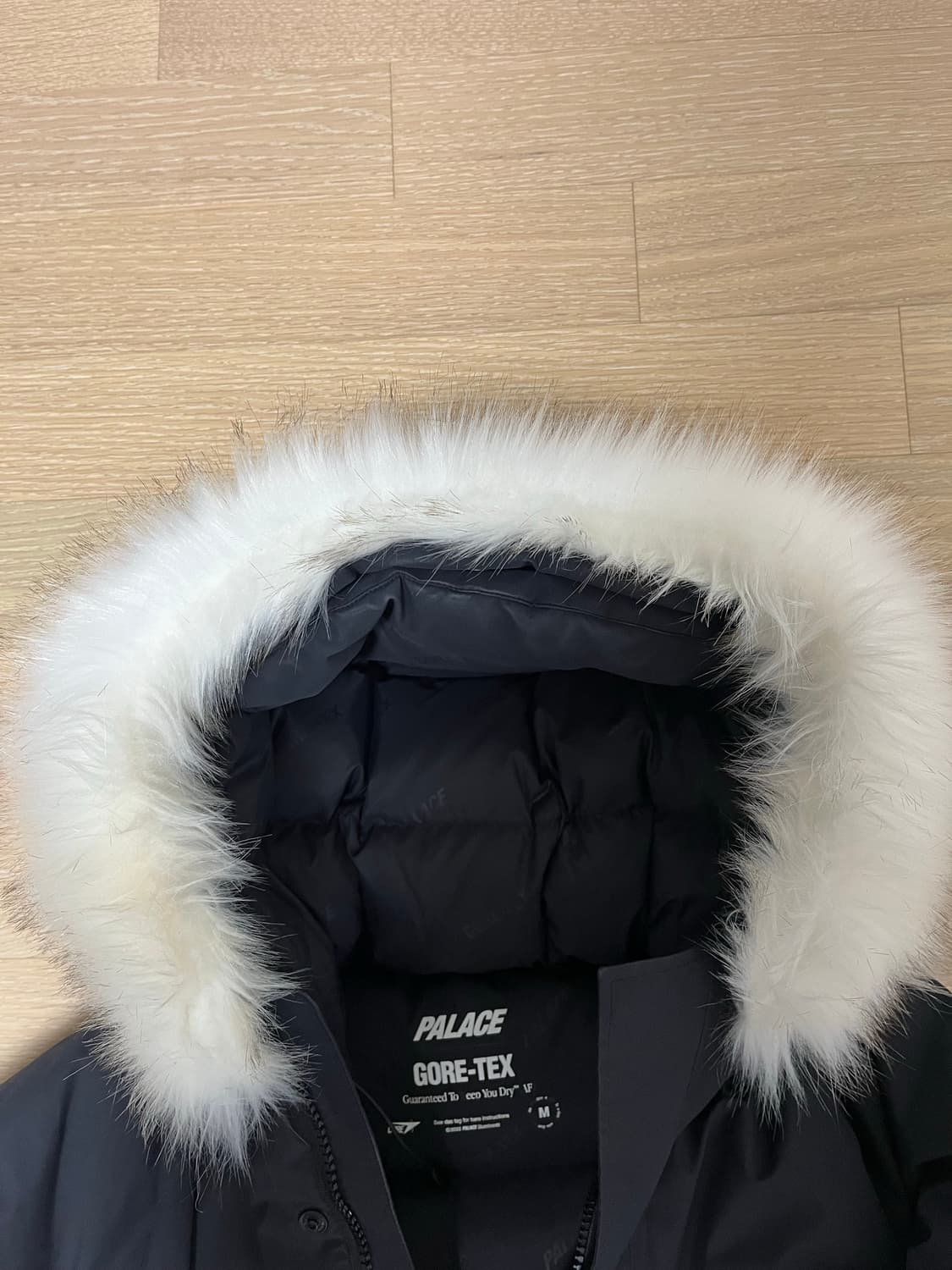 팔라스 Fw22 고어텍스 덕다운 파카 상품이미지7