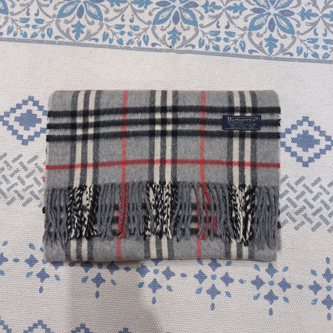 버버리 그레이 블랙 레드 노바체크 아메카지 캐시미어100 머플러 목도리 상품이미지4