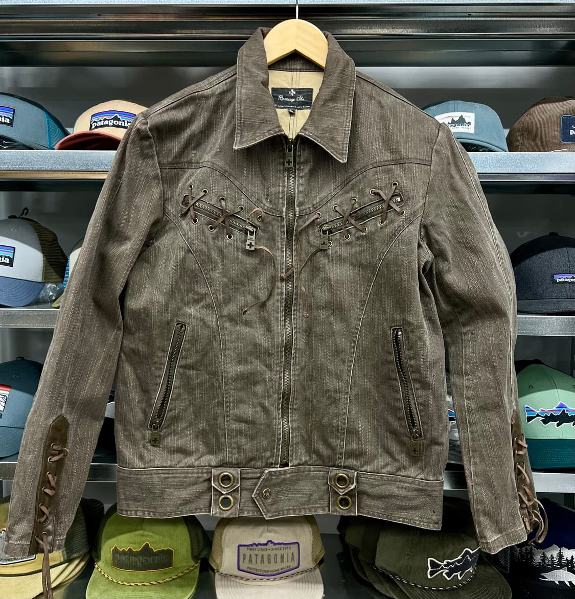 뢰닝 쇼 클래식 자켓   상품이미지1