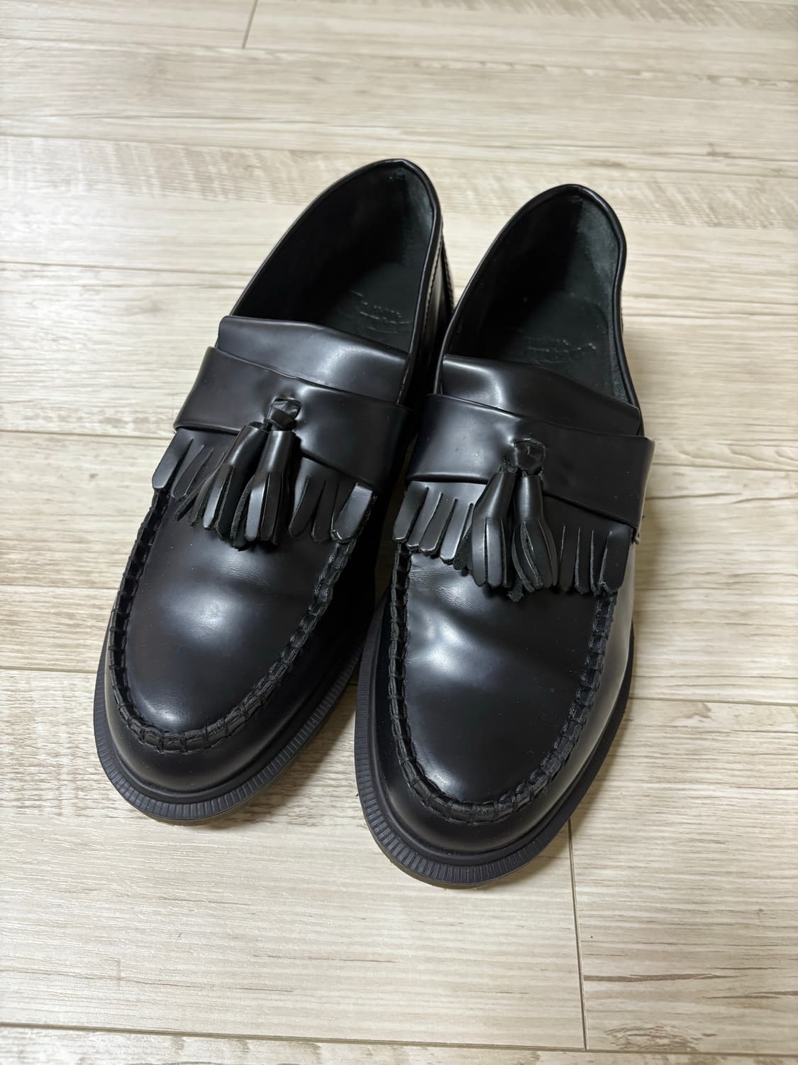 닥터마틴 아드리안 블랙 270 상품이미지1