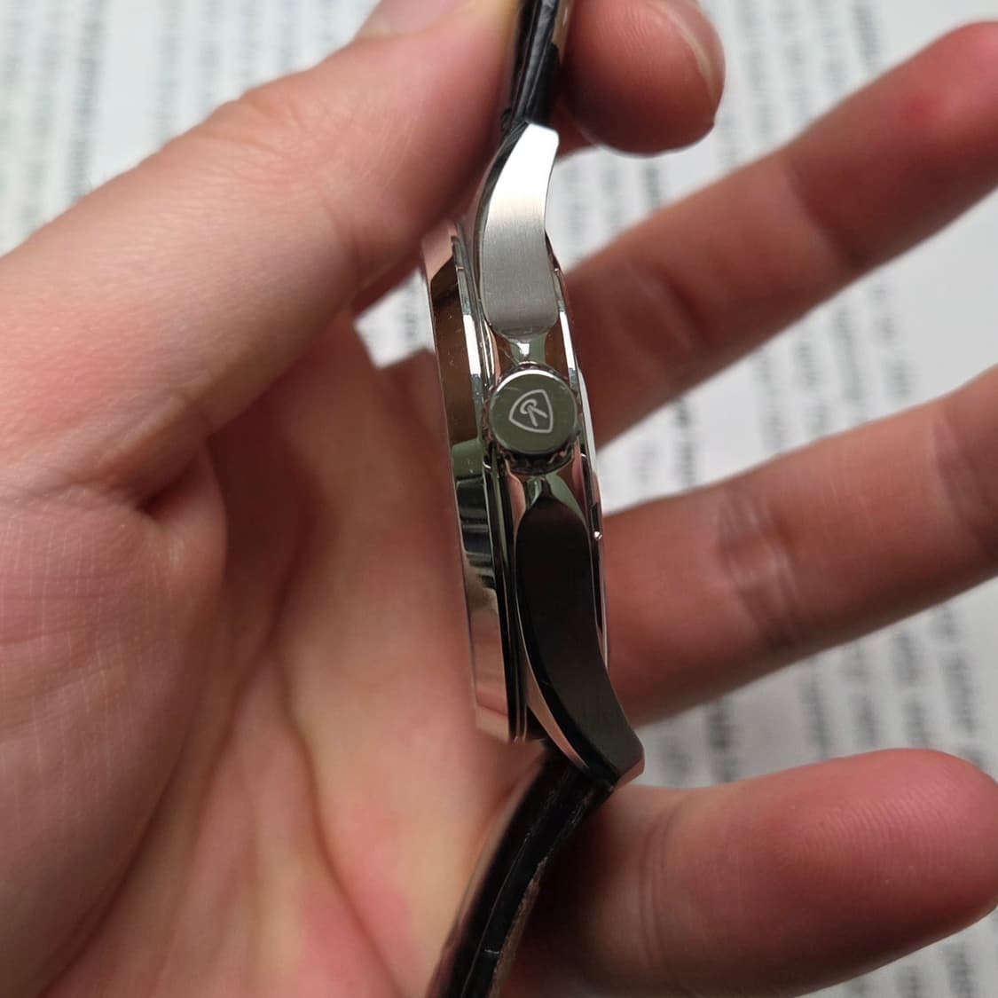 빈티지 로만손 기요쉐다이얼 칼침핸즈 쿼츠 드레스워치 남성용 상품이미지6