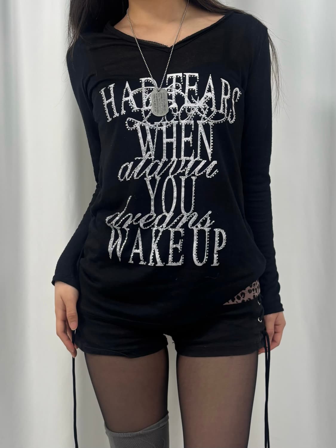 Vintage Black V-neck Cubic Long Sleeve  상품이미지3