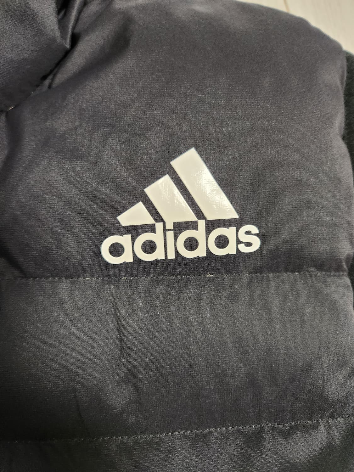 아디다스 패딩조끼 다운 베스트 콜드 레디 FT2417(새상품급)M~L

 상품이미지8