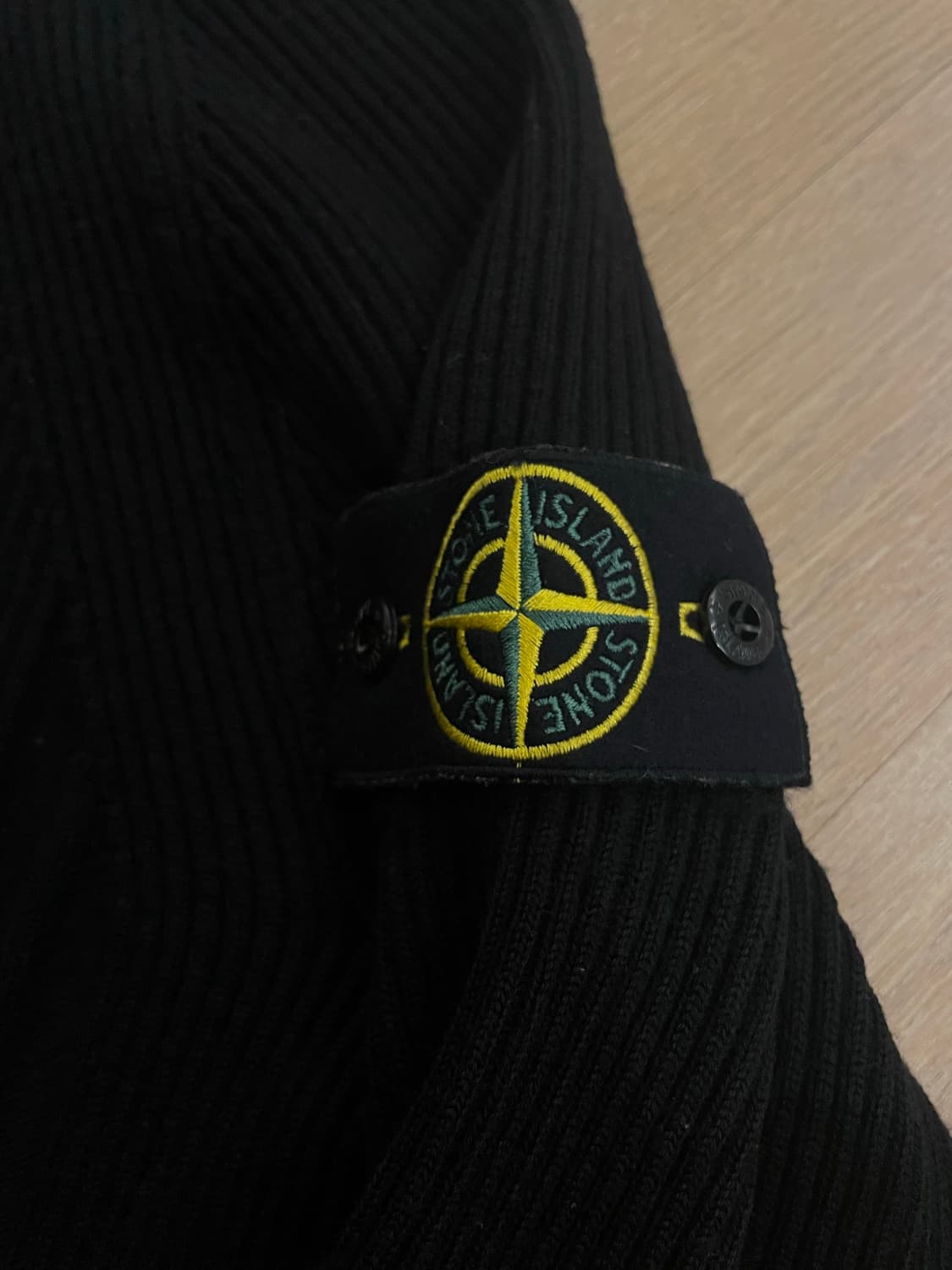 스톤아일랜드 울라운드 니트 상품이미지2