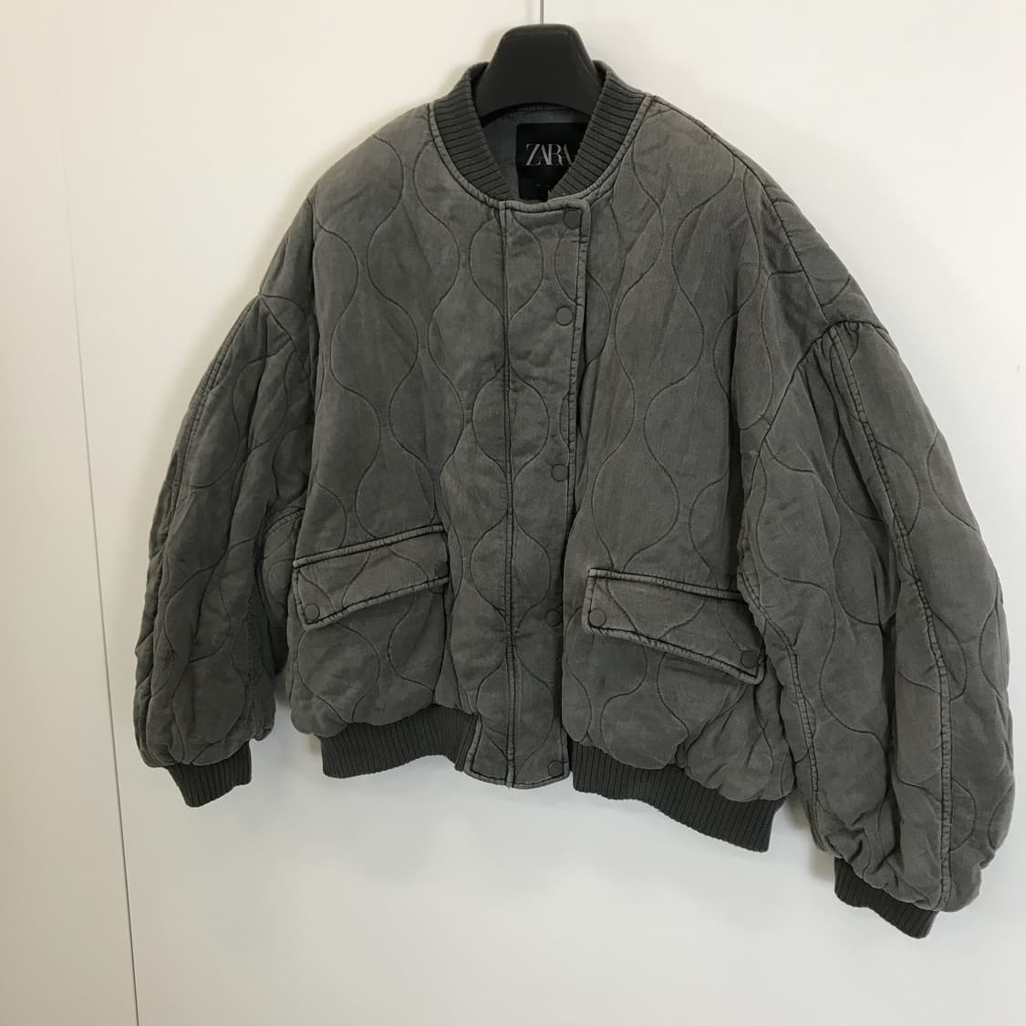 자라 퀼팅 오버사이즈 퀼팅봄버 [여성L사이즈] 상품이미지2