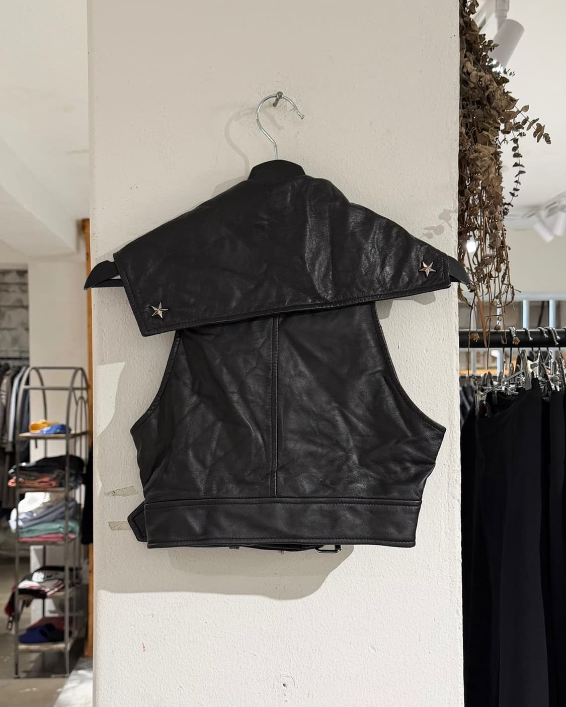 장 폴 고티에 블랙 램스킨 크롭 베스트 자켓 상품이미지6