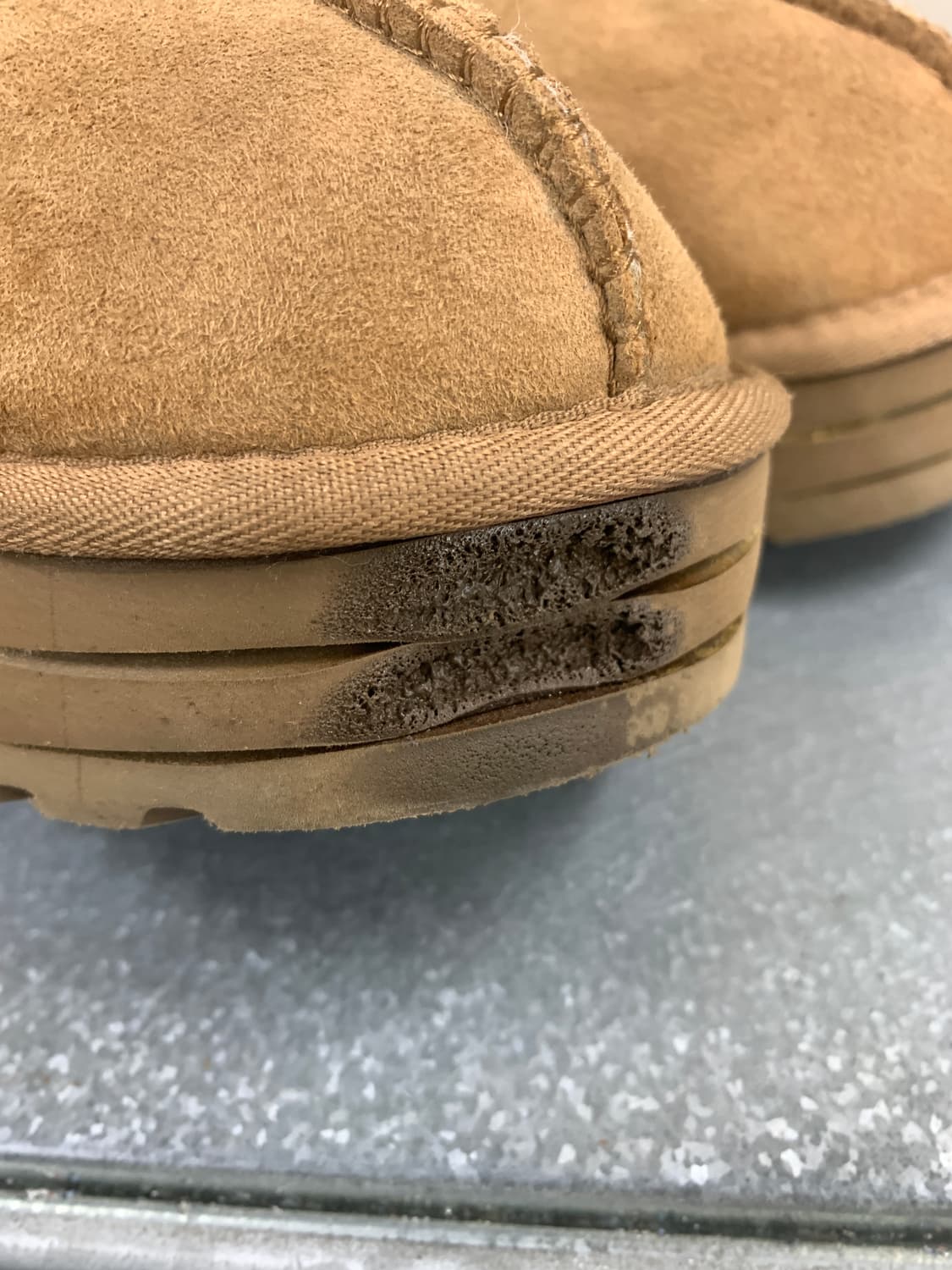 어그 오즈웨어 다니엘라 앵클 플랫폼 230 상품이미지4