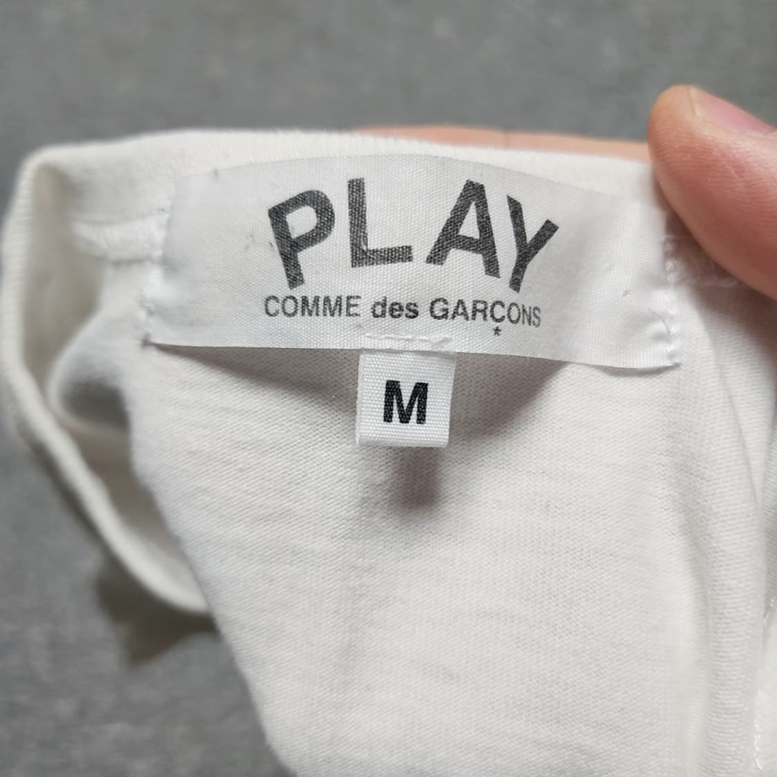 [M] 꼼데가르송 반팔티 (2883) 상품이미지3