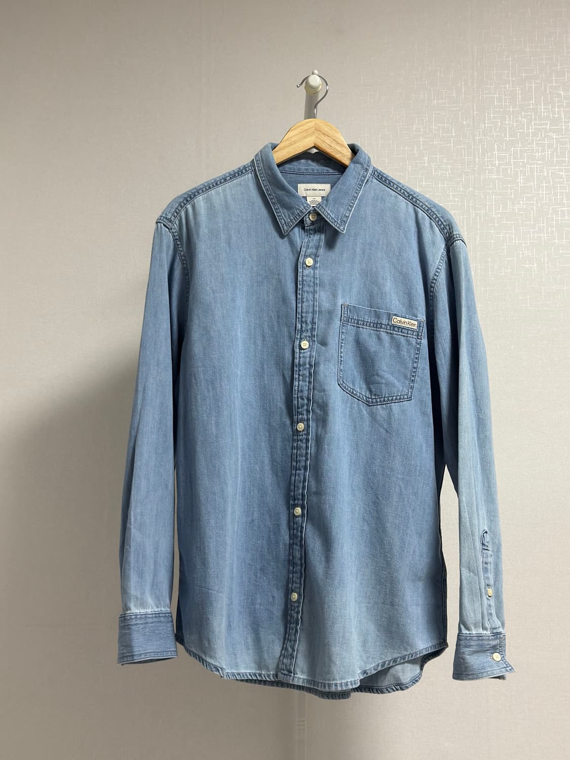 Calvin Klein Denim shirts L 상품이미지1