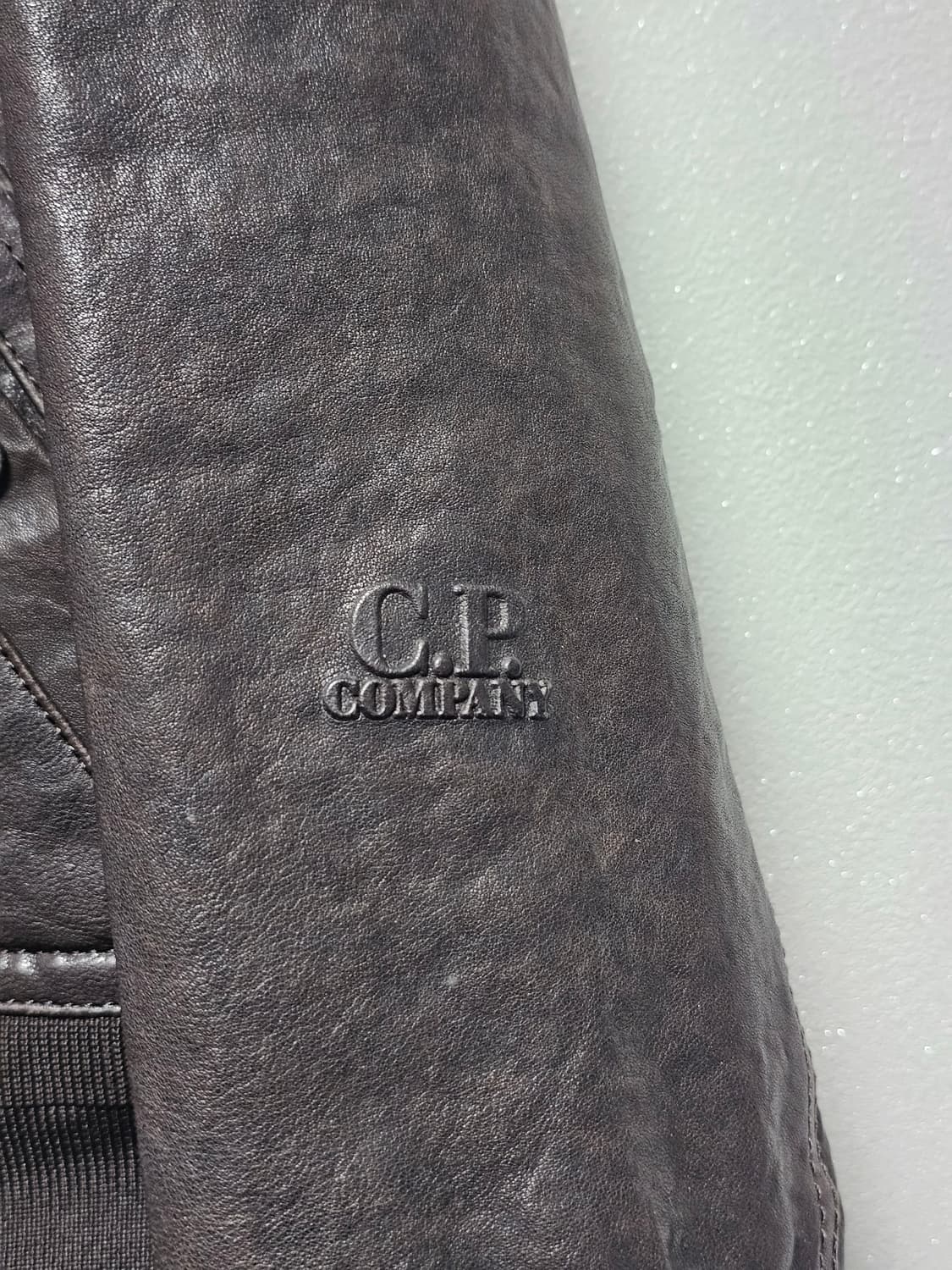 cp컴퍼니 고글 램스킨 레더 자켓 상품이미지3