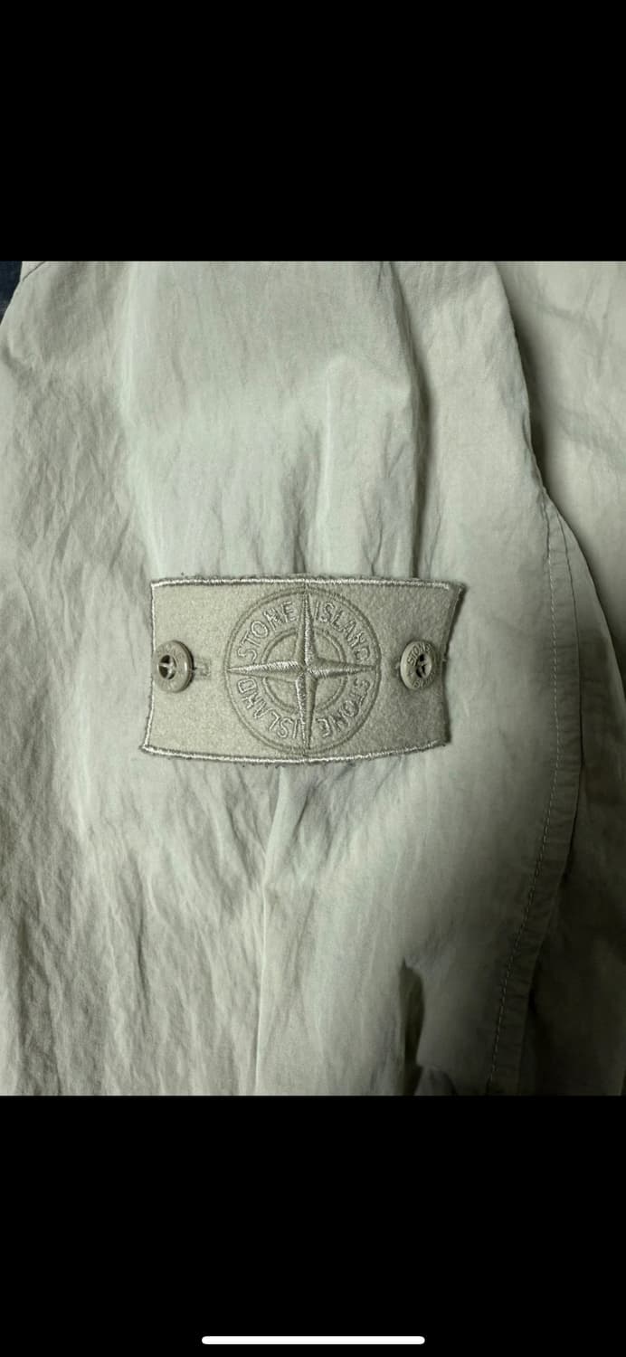 스톤아일랜드 고스트피스 나일론 맨투맨 상품이미지2