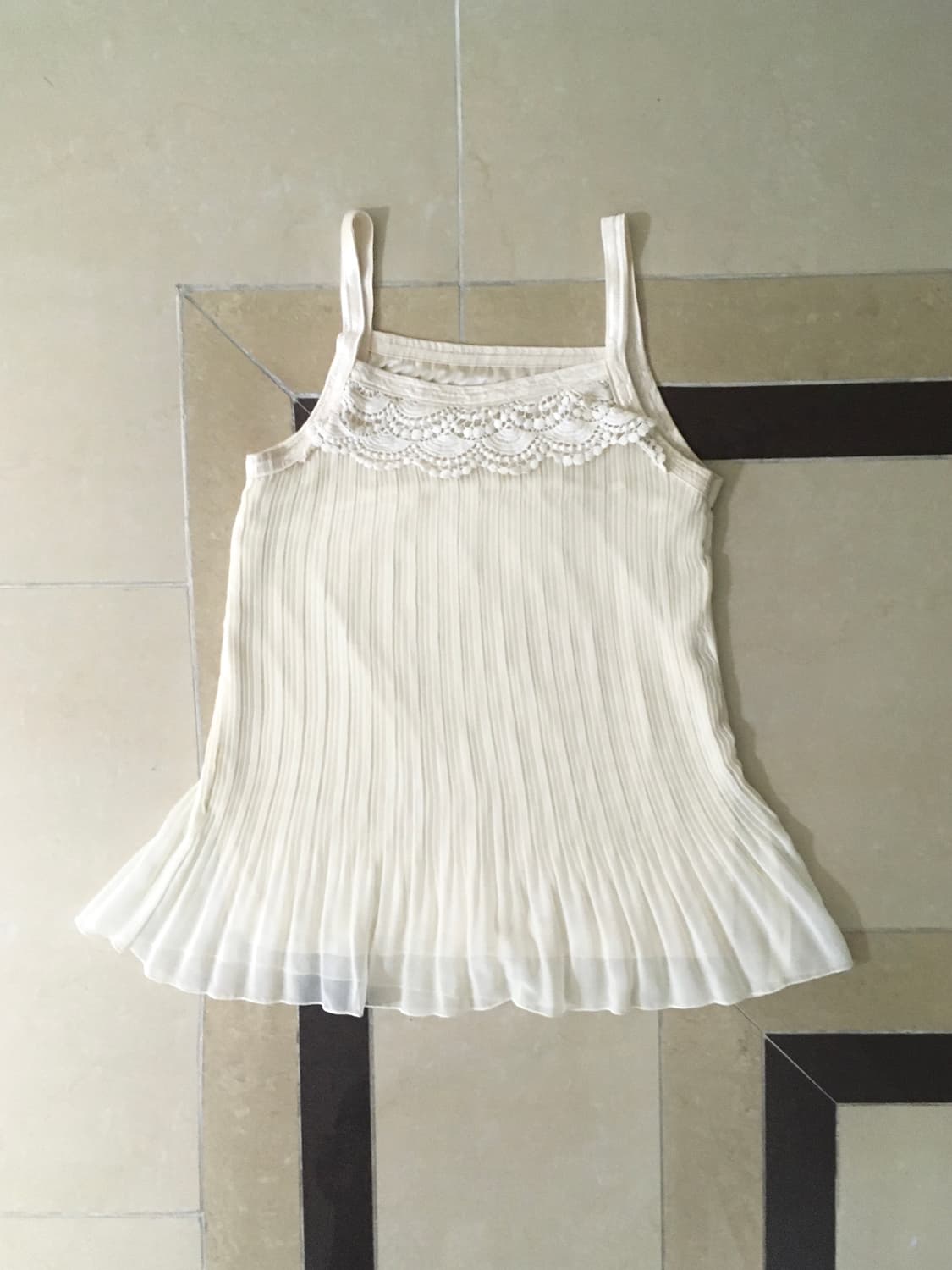Vintage Pleated Lace Sleeveless Top 상품이미지1