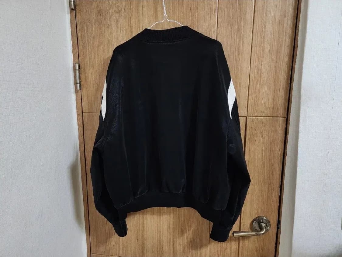 (F)여성 앤드모어 글로시배색 항공점퍼 상품이미지3
