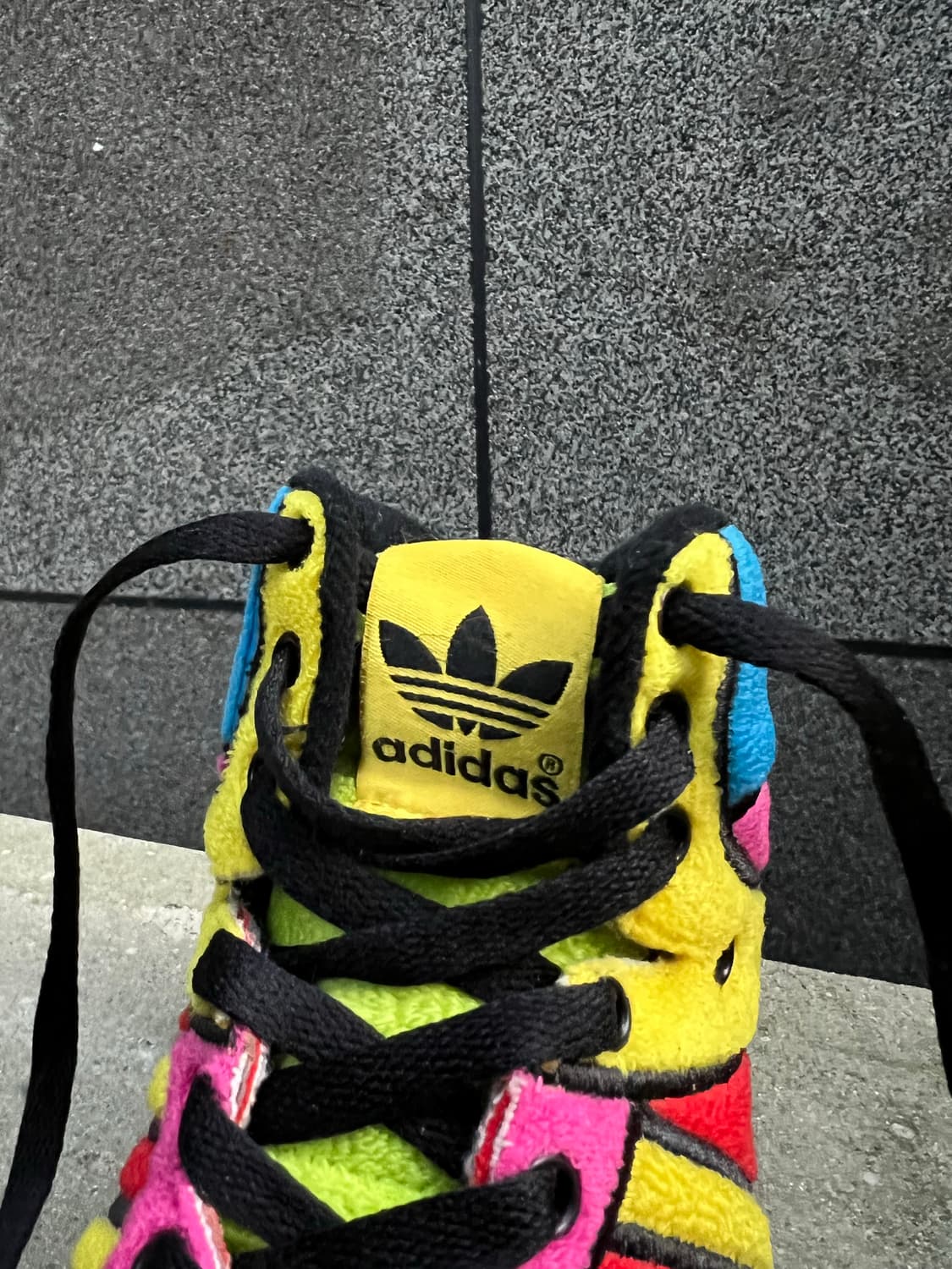 제레미스캇x아디다스 멀티컬러 슈즈 상품이미지3