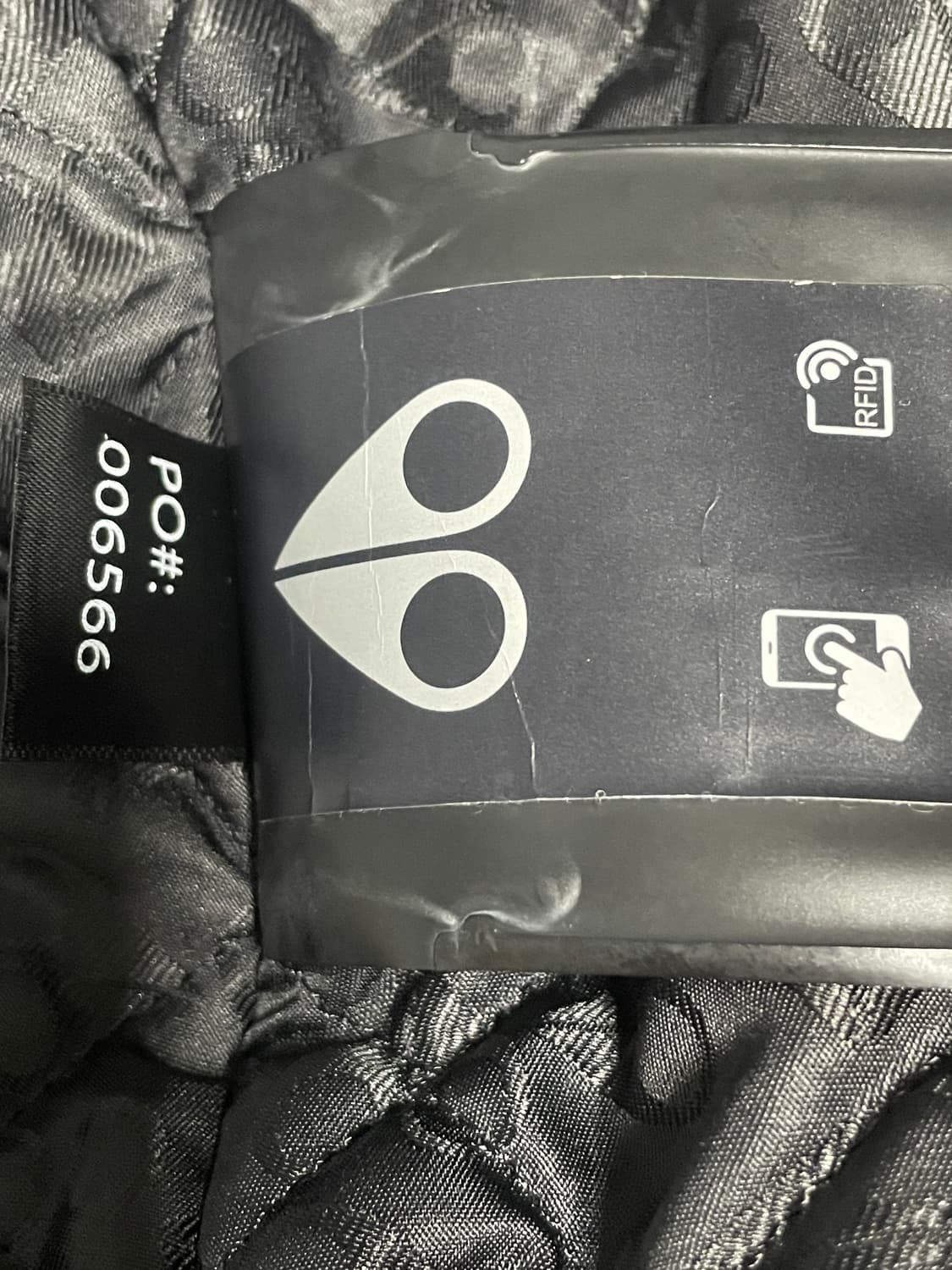 무스너클 버니스웨터 상품이미지4