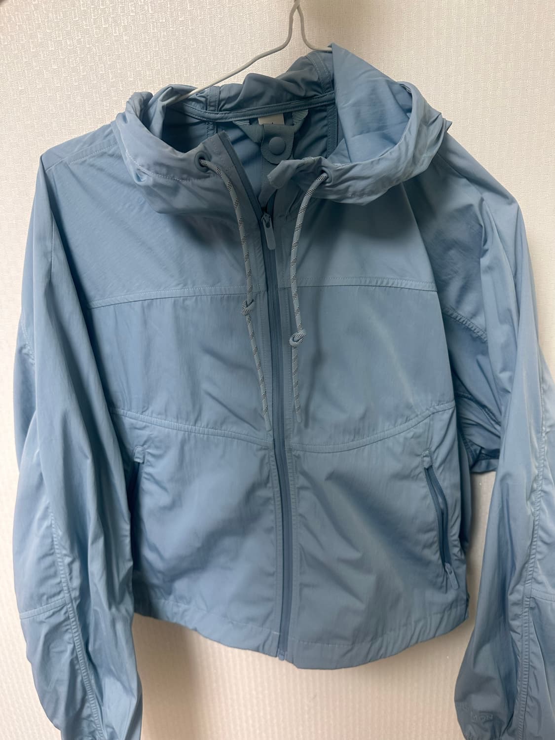 룰루레몬 바람막이 크롭자켓  상품이미지3