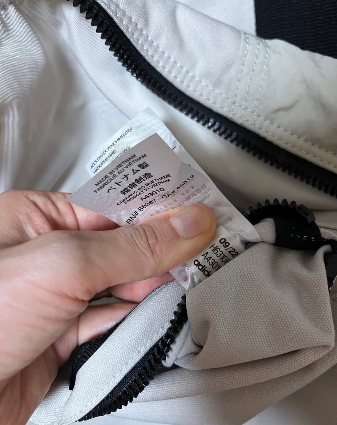 Y-3 가방 (택 有) 클라우드댄서 컬러 빅백 상품이미지8