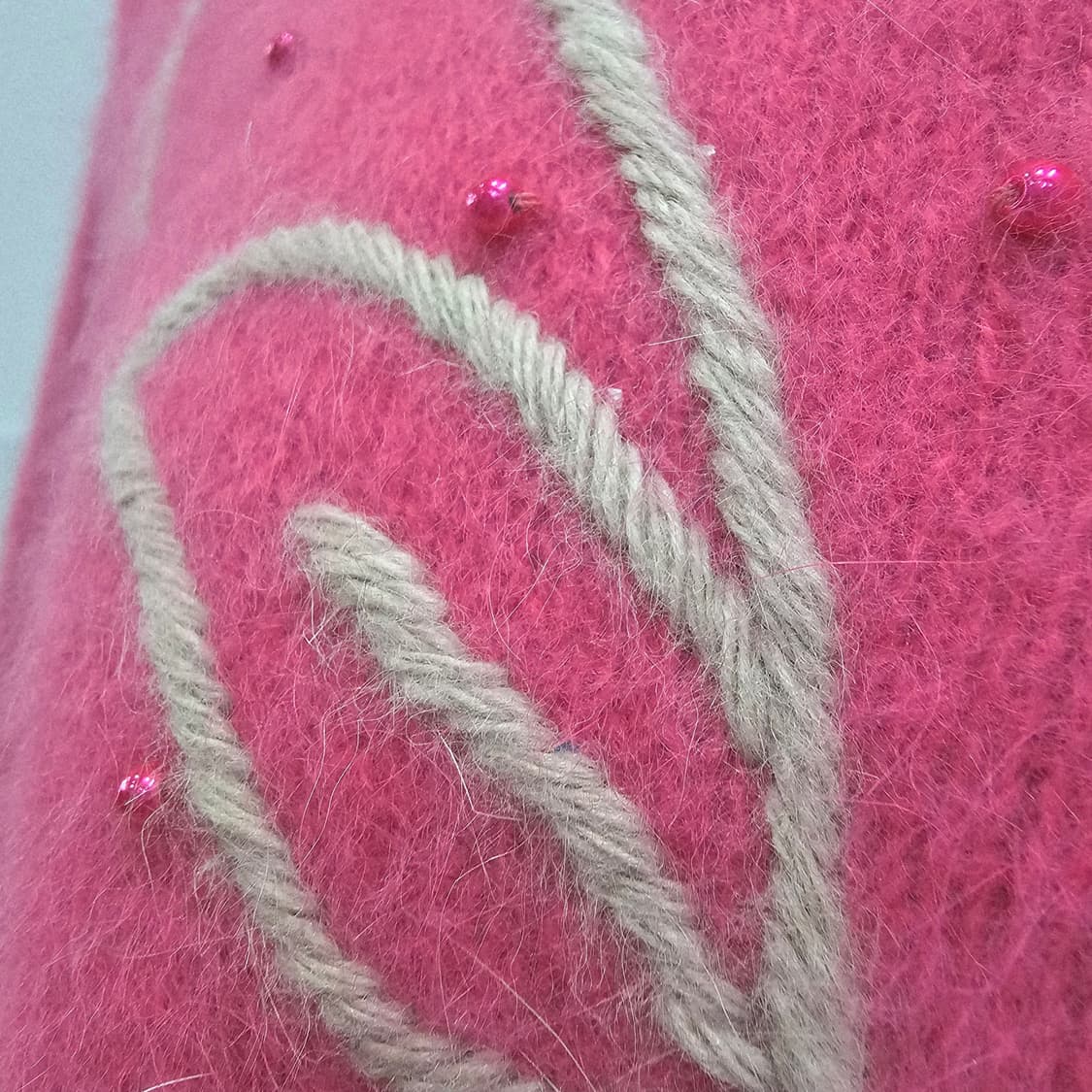 앙고라 핑크 플라워 자수 니트 상품이미지9