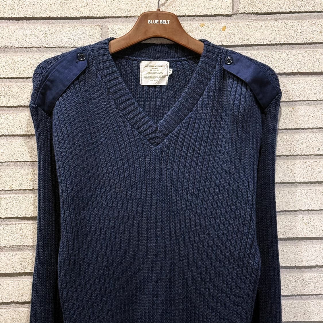 USA VINTAGE 브이넥 미군 골지 울니트 견장 리브마감 디테일 블루 상품이미지3