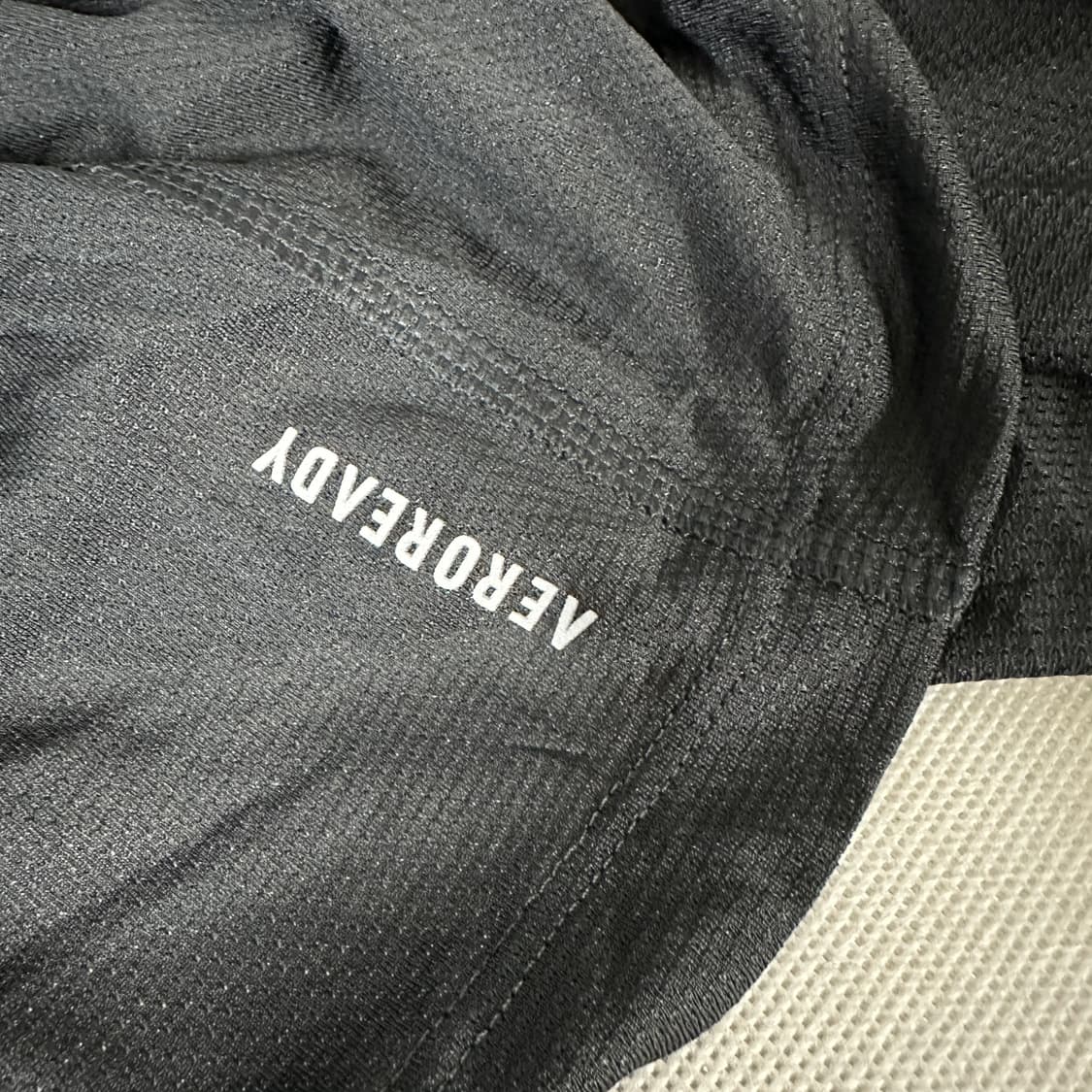 아디다스 서울 마라톤 반팔 티셔츠 상품이미지4