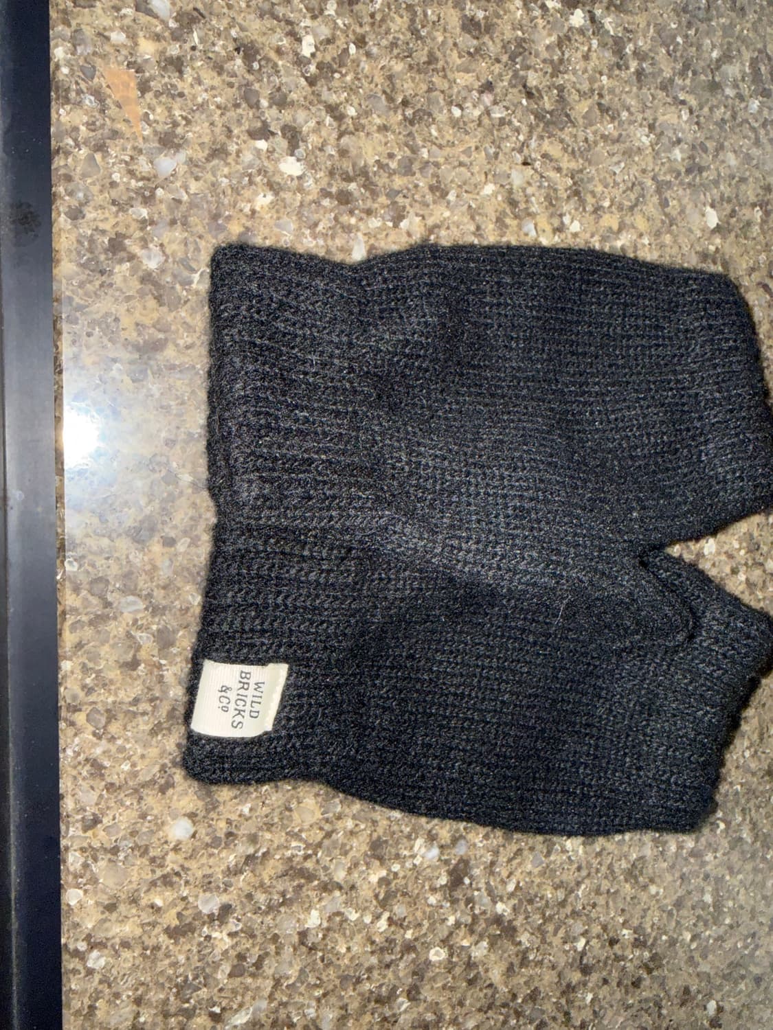 [새상품] 와일드브릭스 알파카 핑거리스 장갑 블랙 상품이미지2