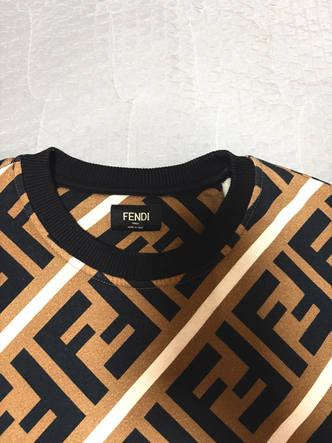 펜디 맨투맨 상품이미지3