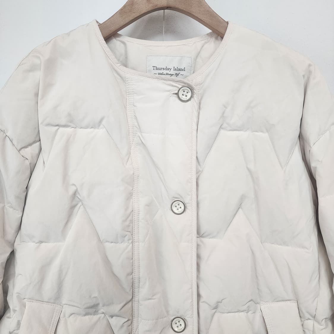 Thursday Island 구스 경량 패딩 점퍼 상품이미지2