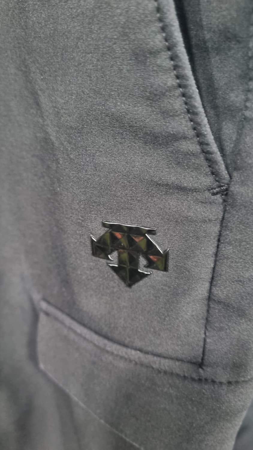 DESCENTE)) 데상트 골프 카고팬츠 33size 상태좋음 상품이미지2