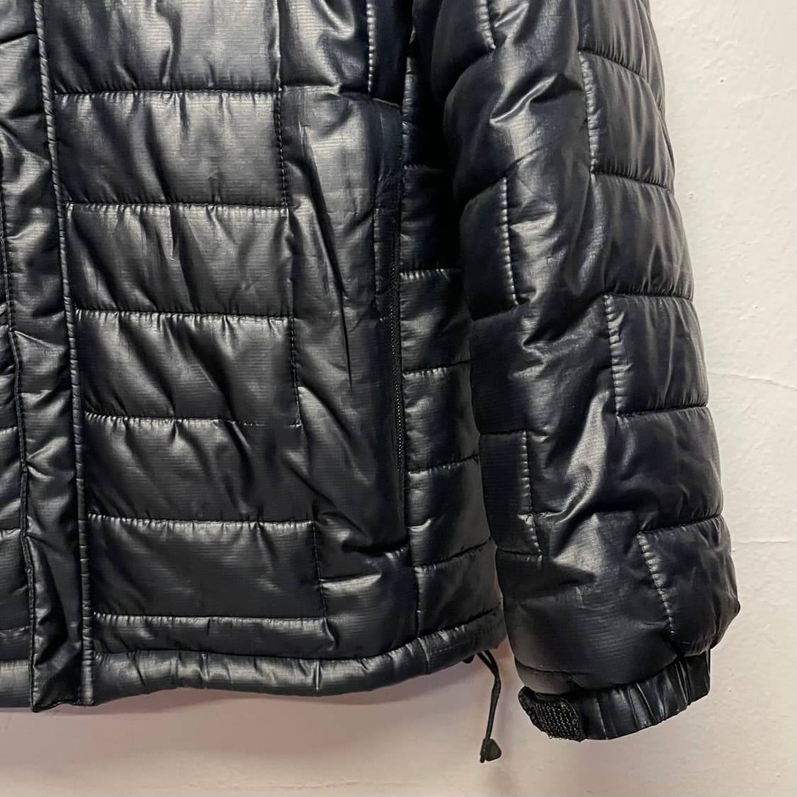 나이키 유벤투스 후디 경량 패딩   상품이미지4