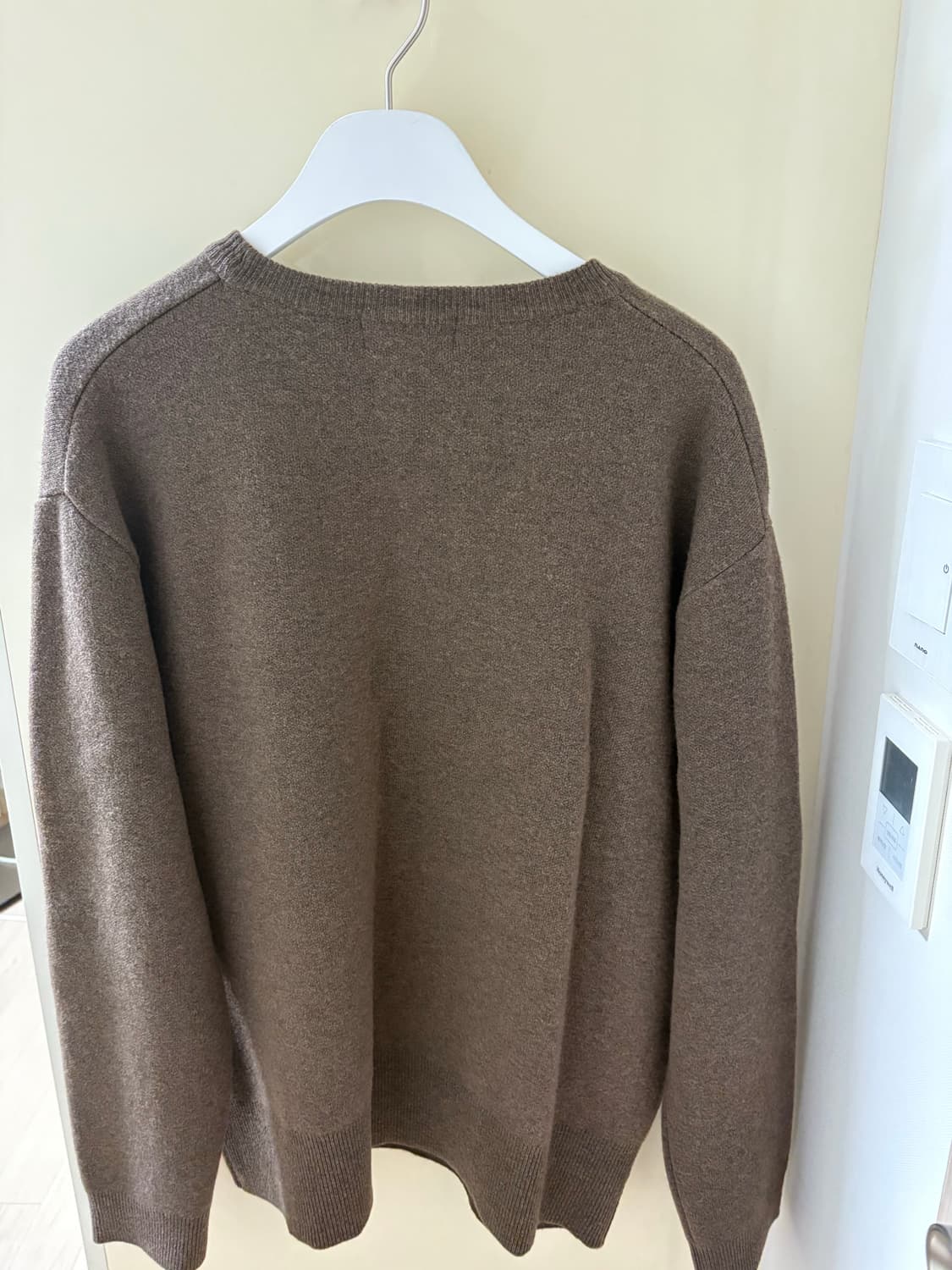 999 휴머니티 브라운 니트 2사이즈 상품이미지4