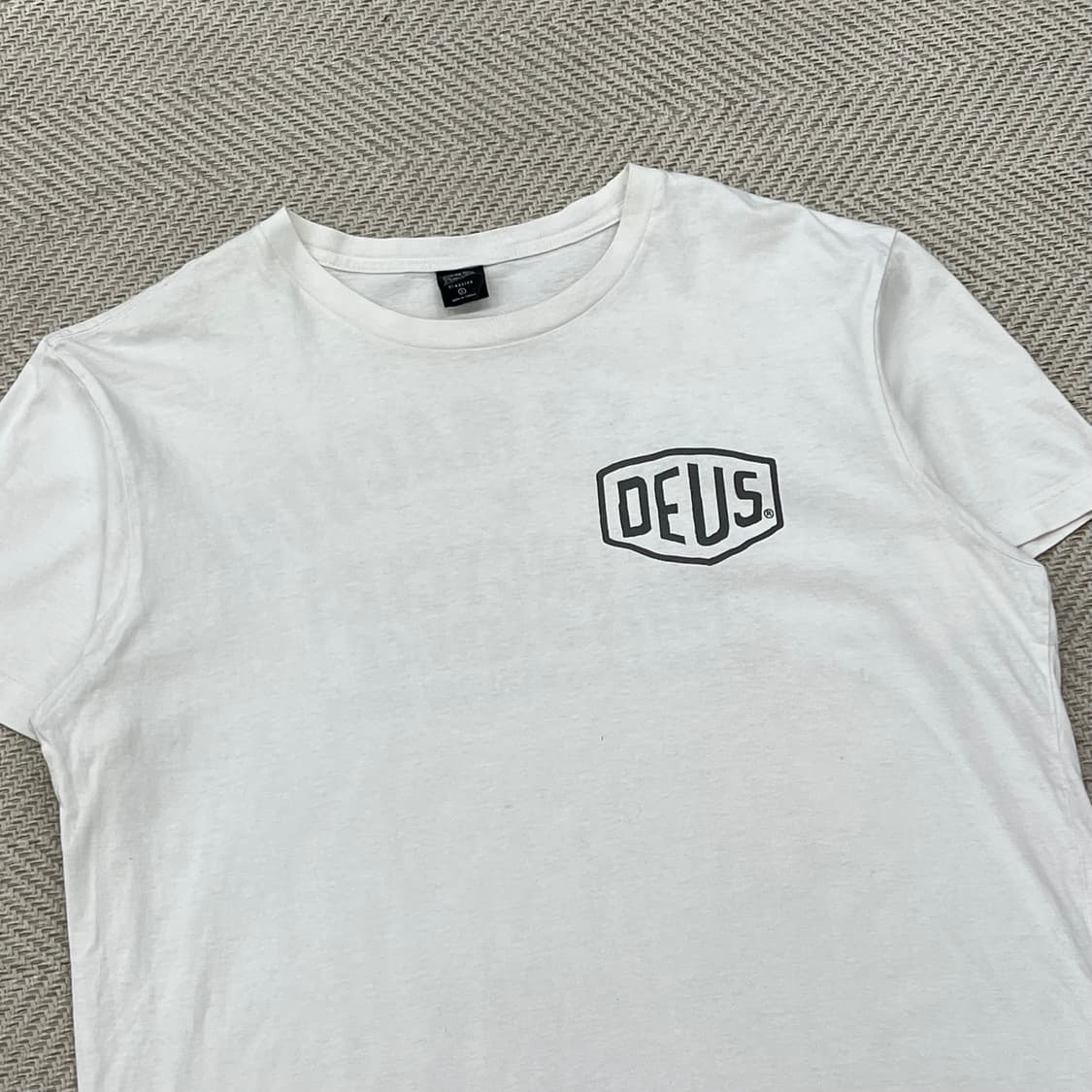 데우스 로고 반팔티 r3515 상품이미지3