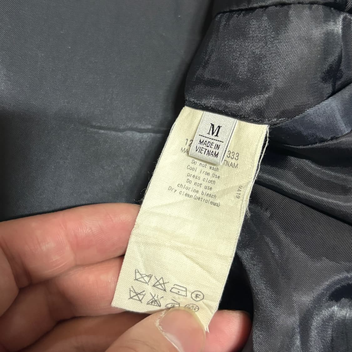 뷰티 앤 유스 이태리 GARDENA 울 네이비 싱글 코트 상품이미지5