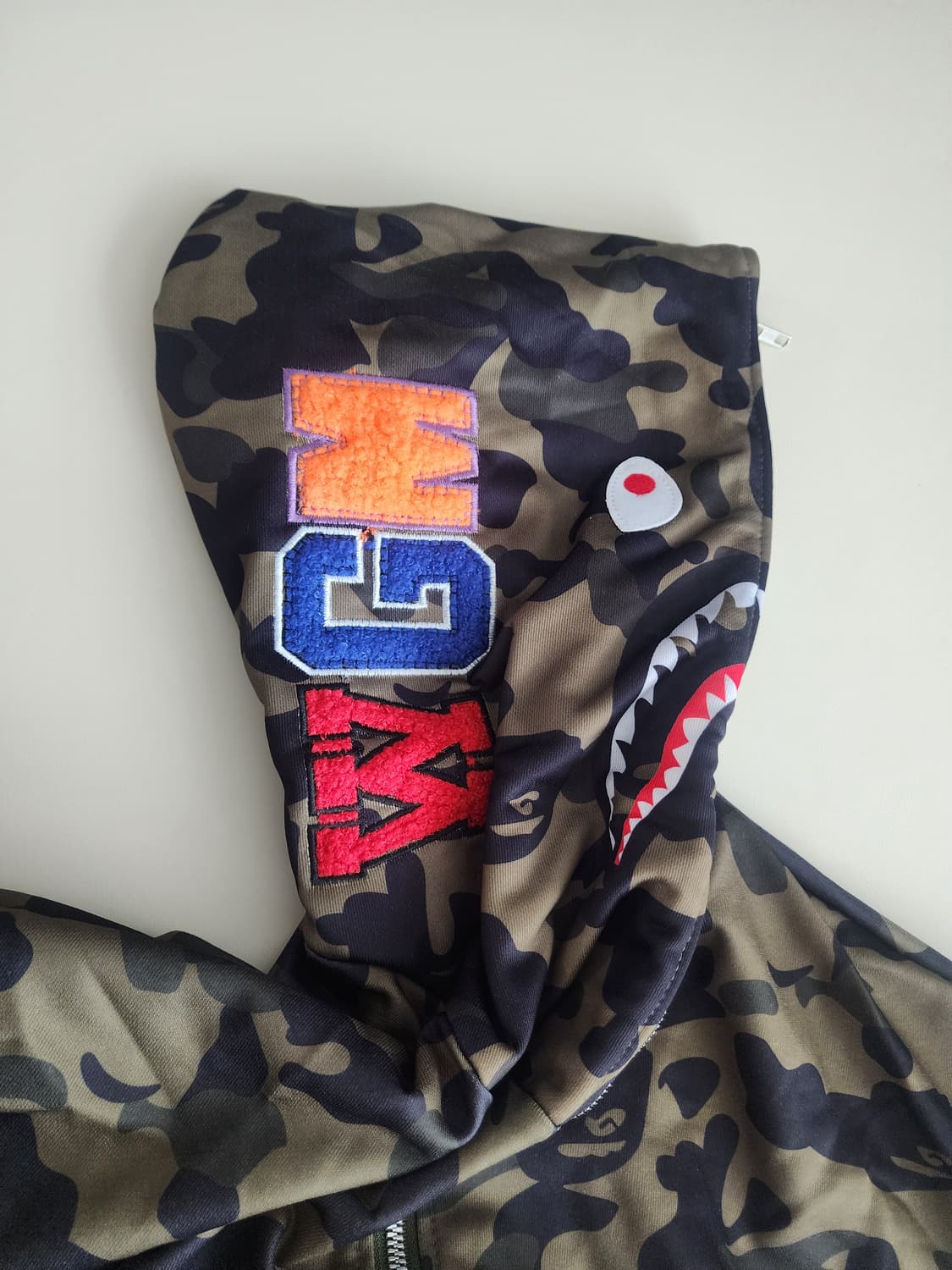 베이프 샤크 후드집업 2XL 상품이미지2