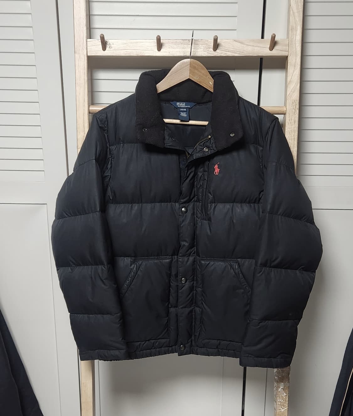 폴로 랄프로렌 여성 블랙 푸퍼 숏 패딩 상품이미지2