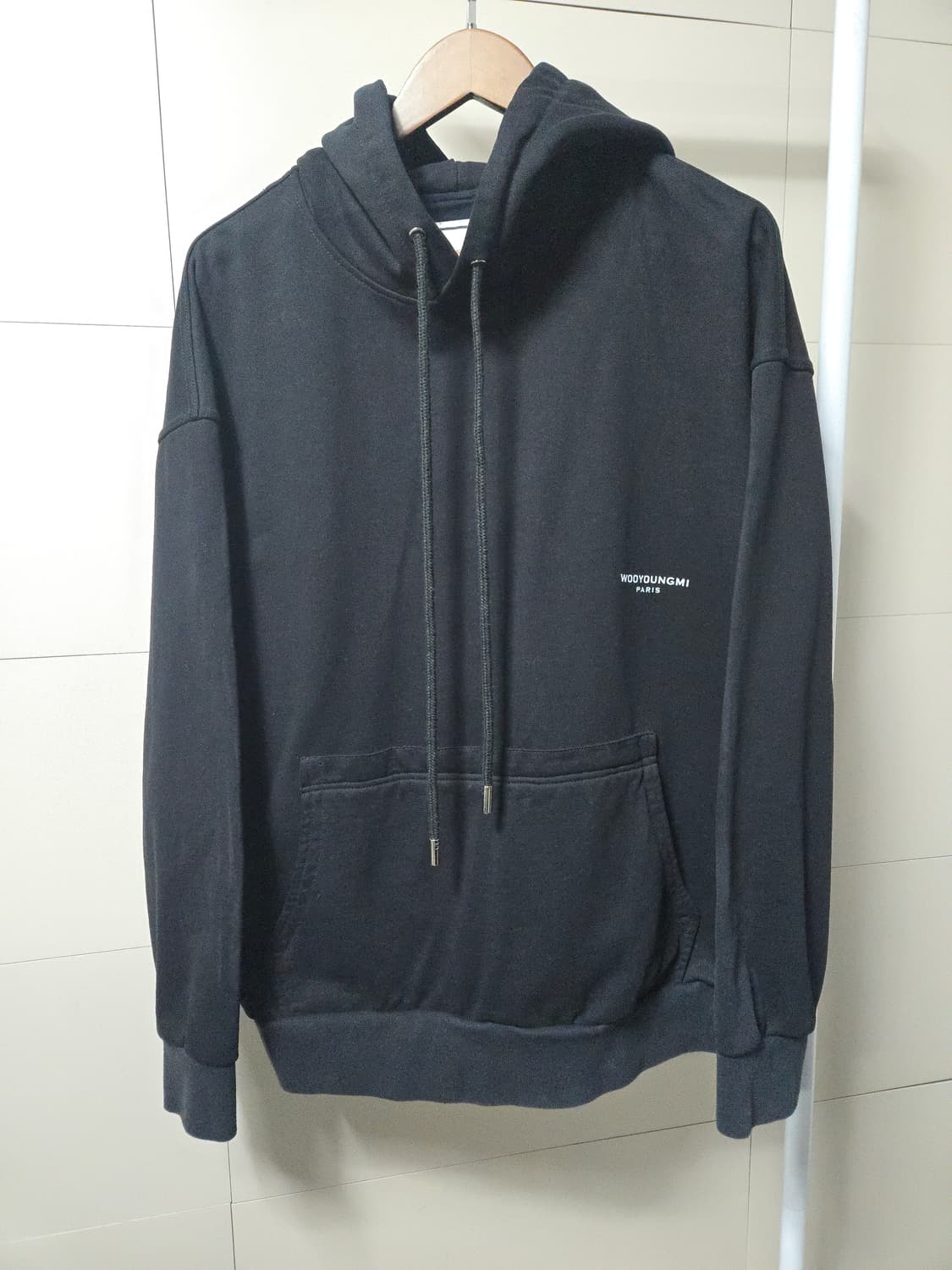 우영미 22S 플라워 백로고 후드티 50 (105 오버핏) 상품이미지3