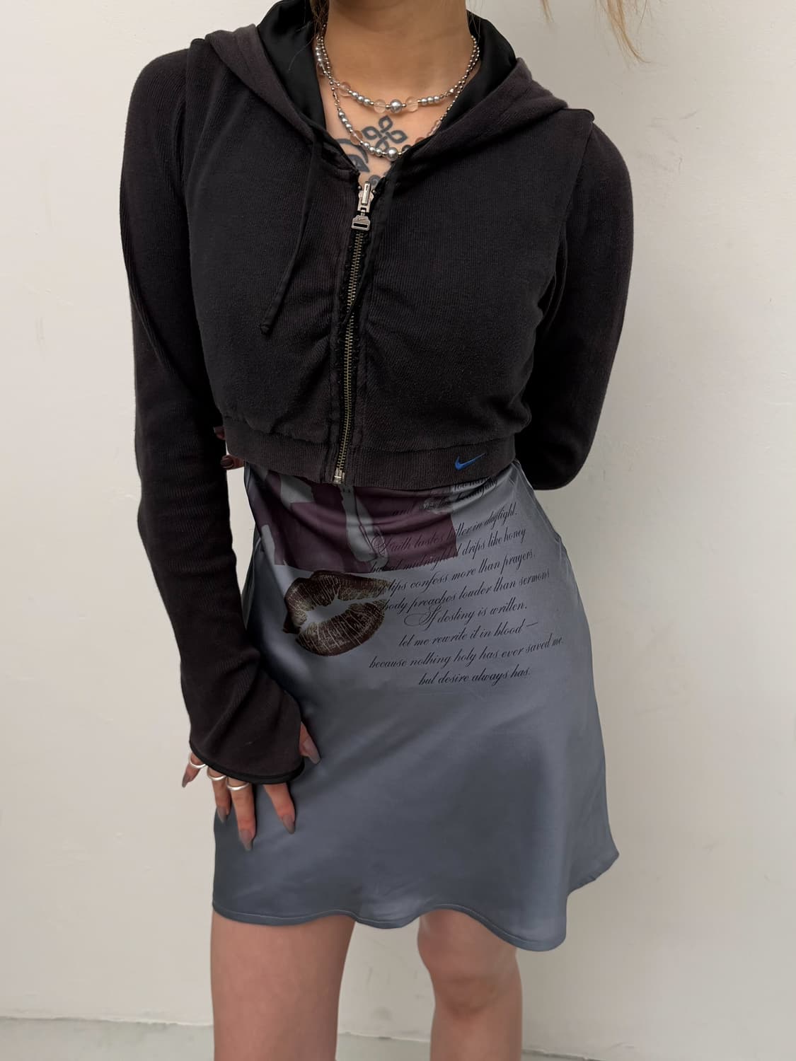 나이키 크롭 후드집업  상품이미지2