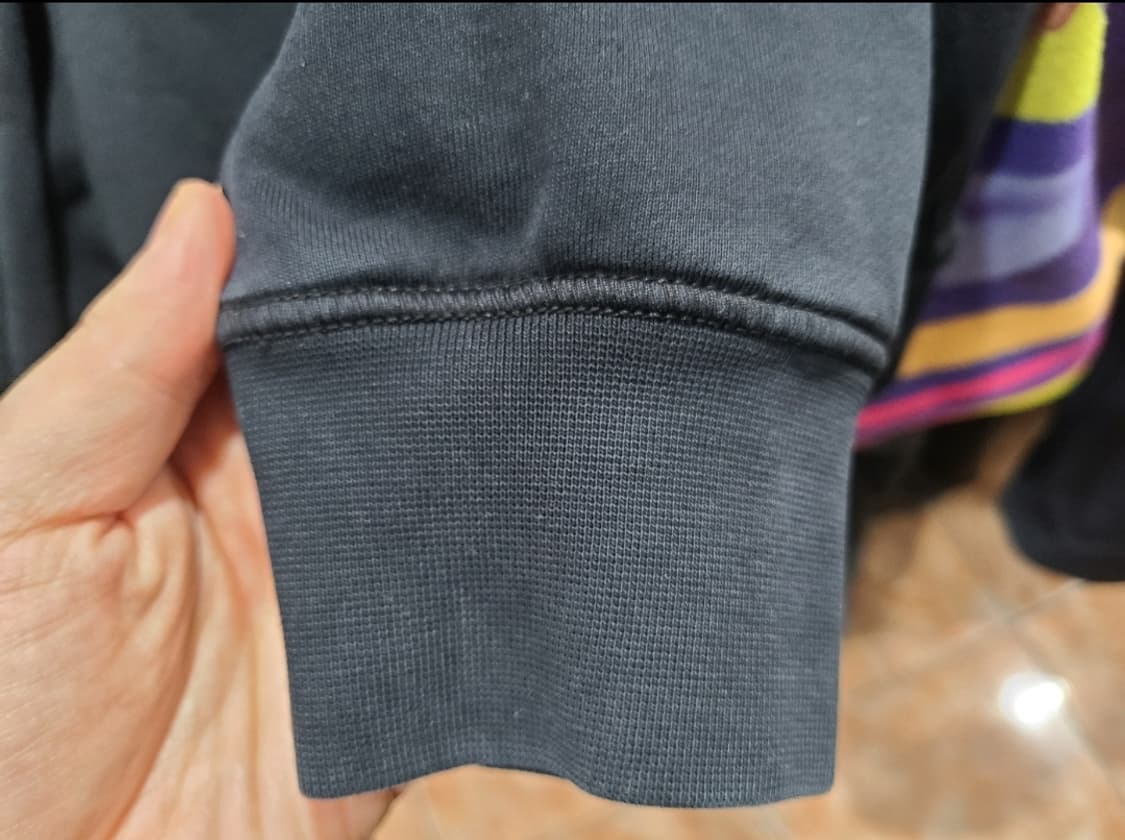 스톤아일랜드 맨투맨 블랙 상품이미지9