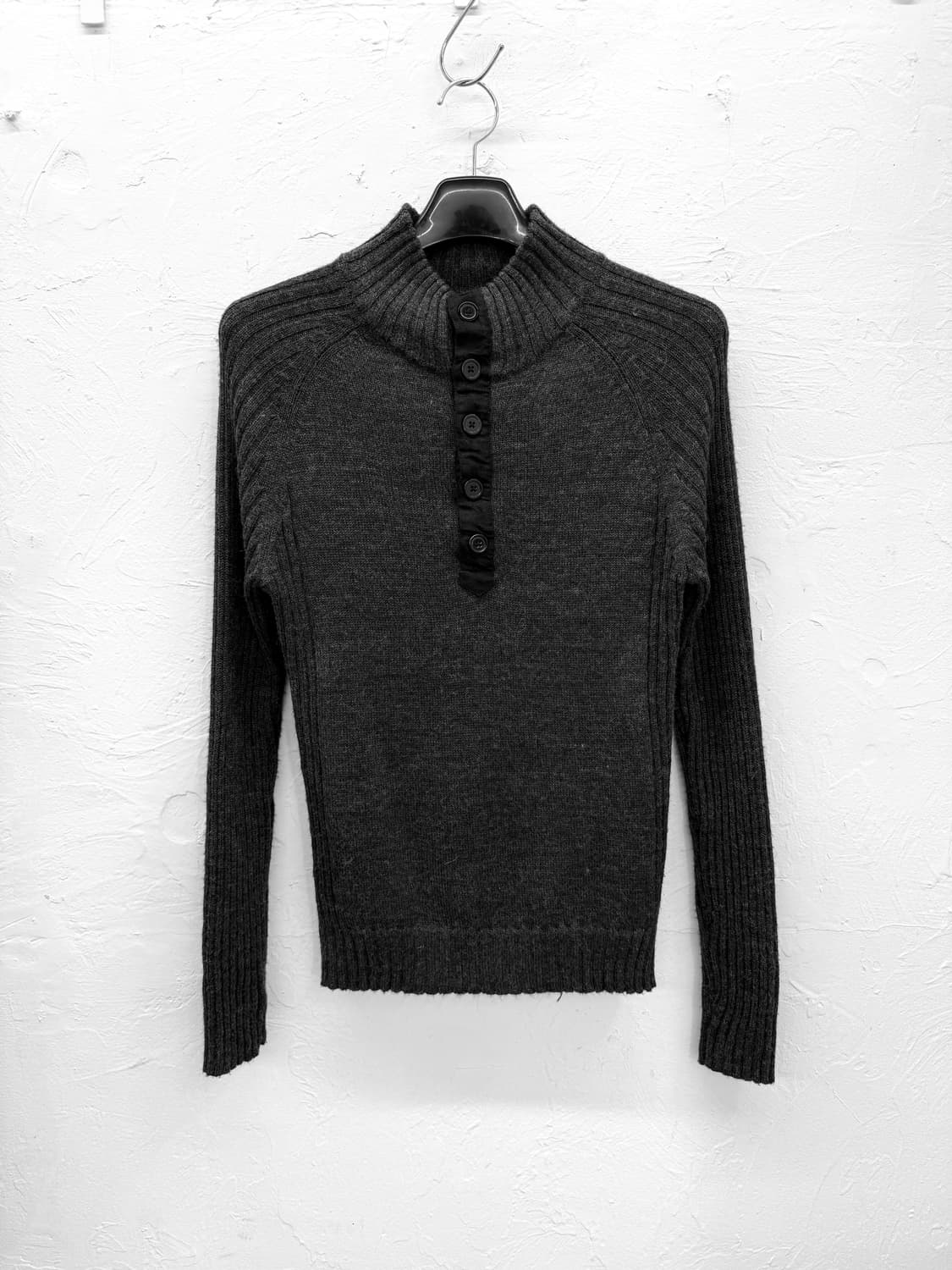 boycott 하프버튼 니트 상품이미지1