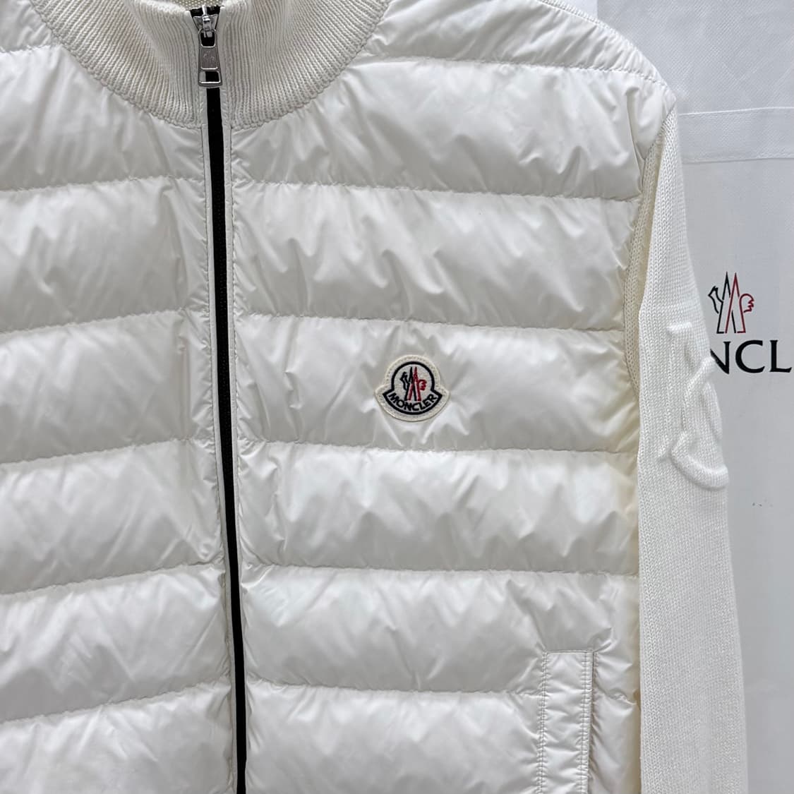 [S급/M] 몽클레어 트리콧 니트패딩 아이보리 상품이미지2