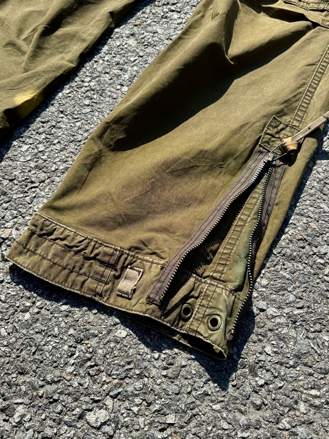 Abercrombie & Fitch – Belted Cargo Pants 상품이미지4