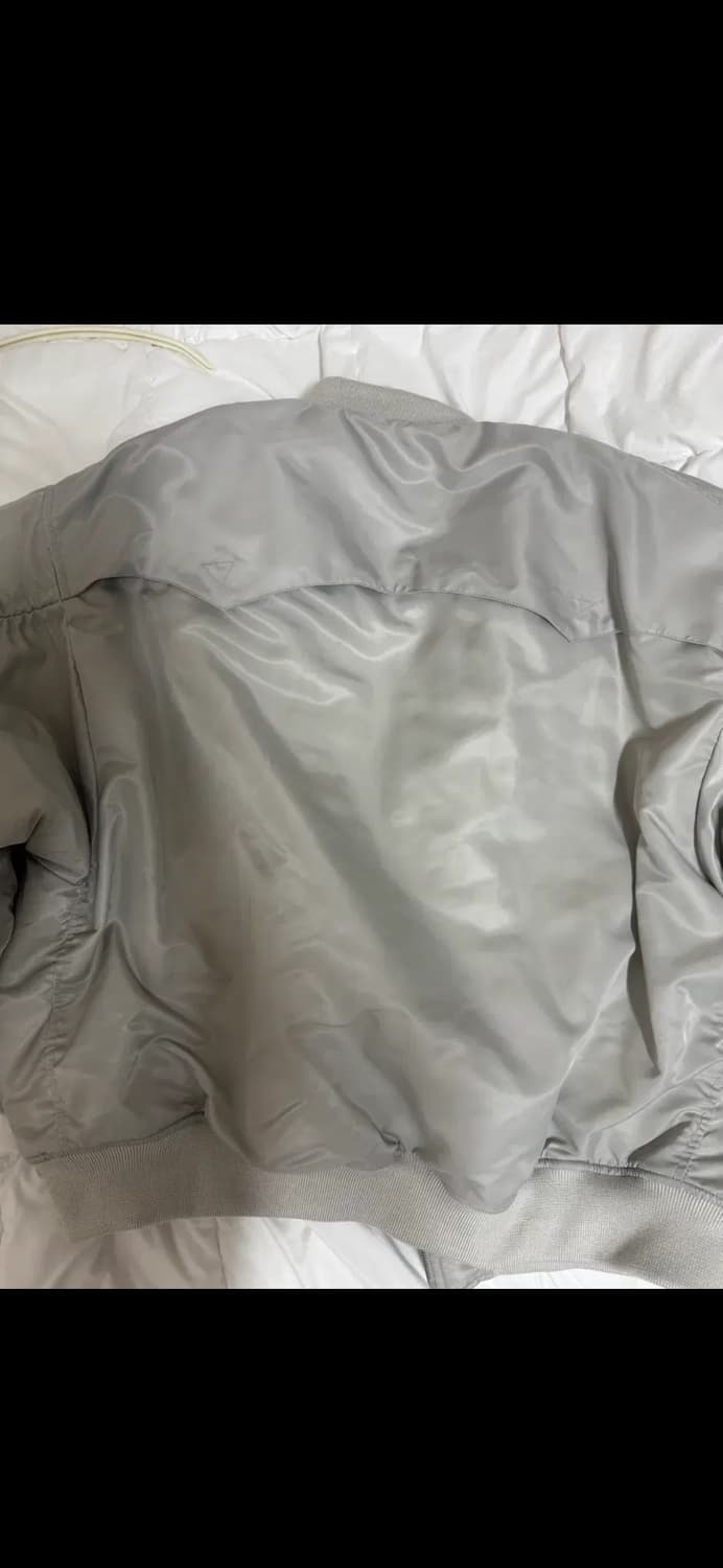 [ANGLAN x END.] Parachute Ruched Bomber  상품이미지4